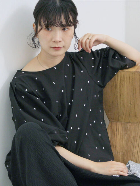 Samansa Mos2 blue「◎ドット刺繍ブラウス」|シャツ・ブラウス|ブラック