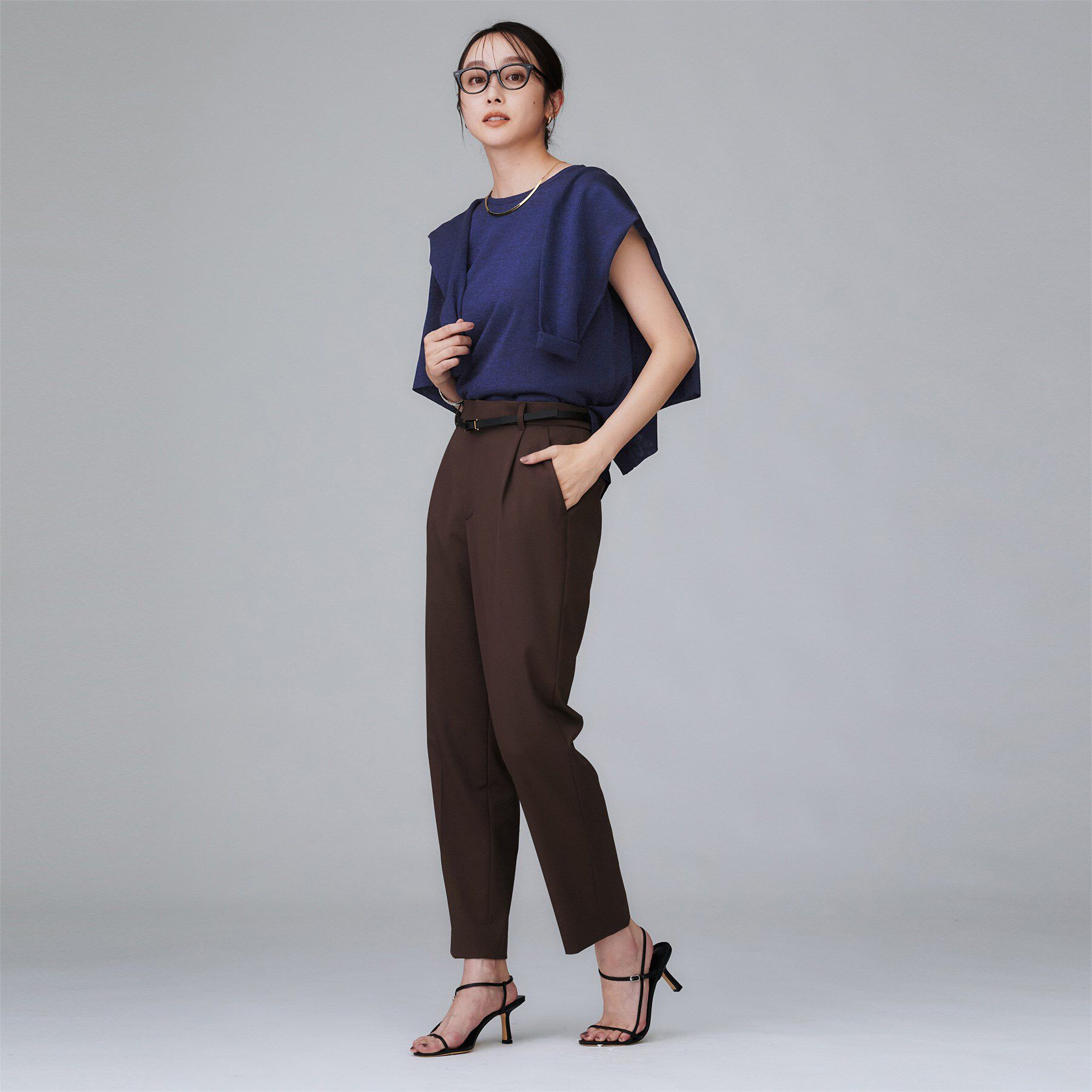 UNTITLED「【アンサンブル可/洗える】シアーノースリーブ プルオーバー」|ニット・セーター|