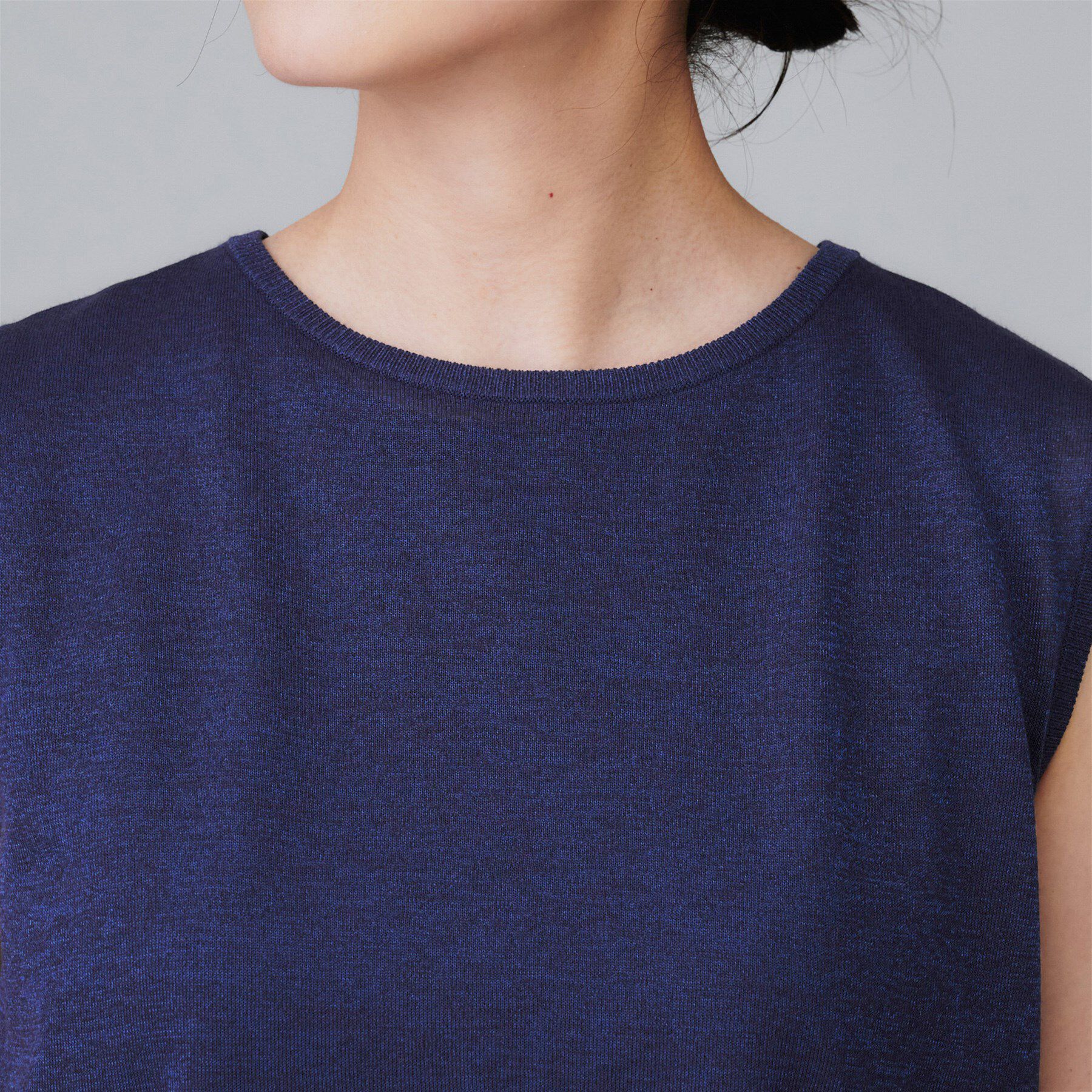 UNTITLED「【アンサンブル可/洗える】シアーノースリーブ プルオーバー」|ニット・セーター|