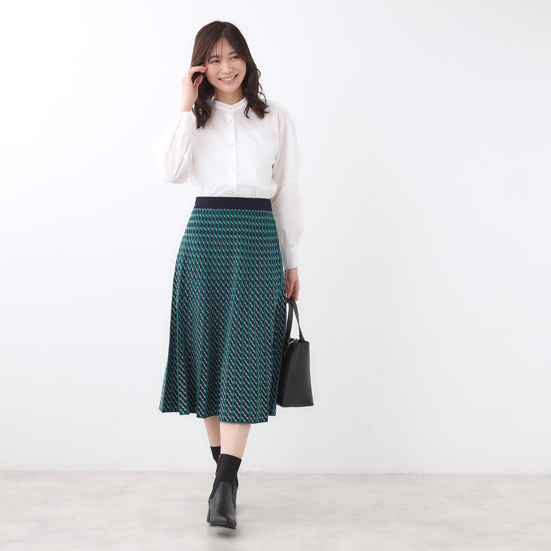 Reflect「【WEB先行カラーあり／セットアップ可】幾何調柄ニットスカート」|スカート|