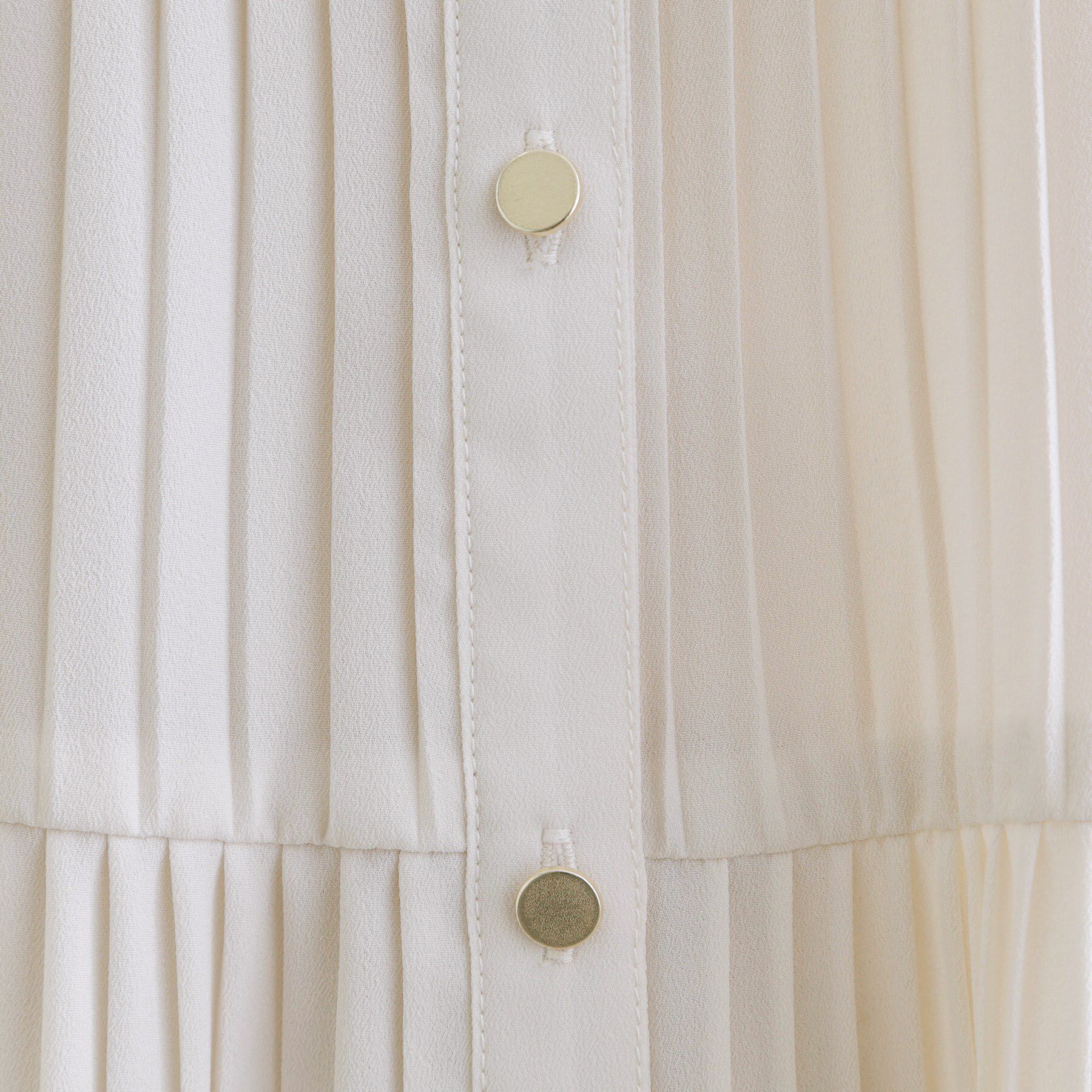 grove「【体型カバー】ラフに着たい　ティアードプリーツブラウス」|シャツ・ブラウス|