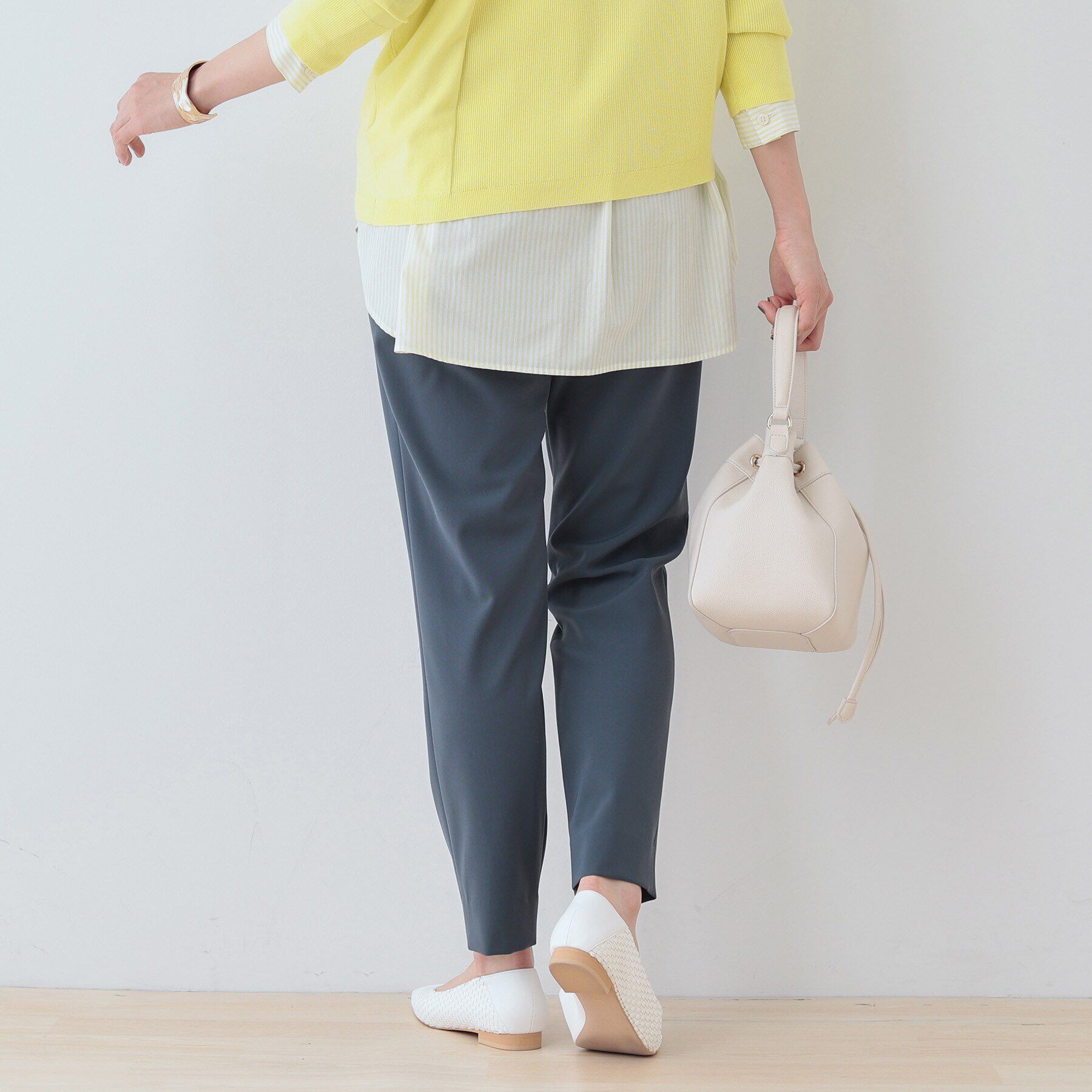 INDIVI「【褒められパンツ】ストレッチ タックテーパードパンツ」|その他|