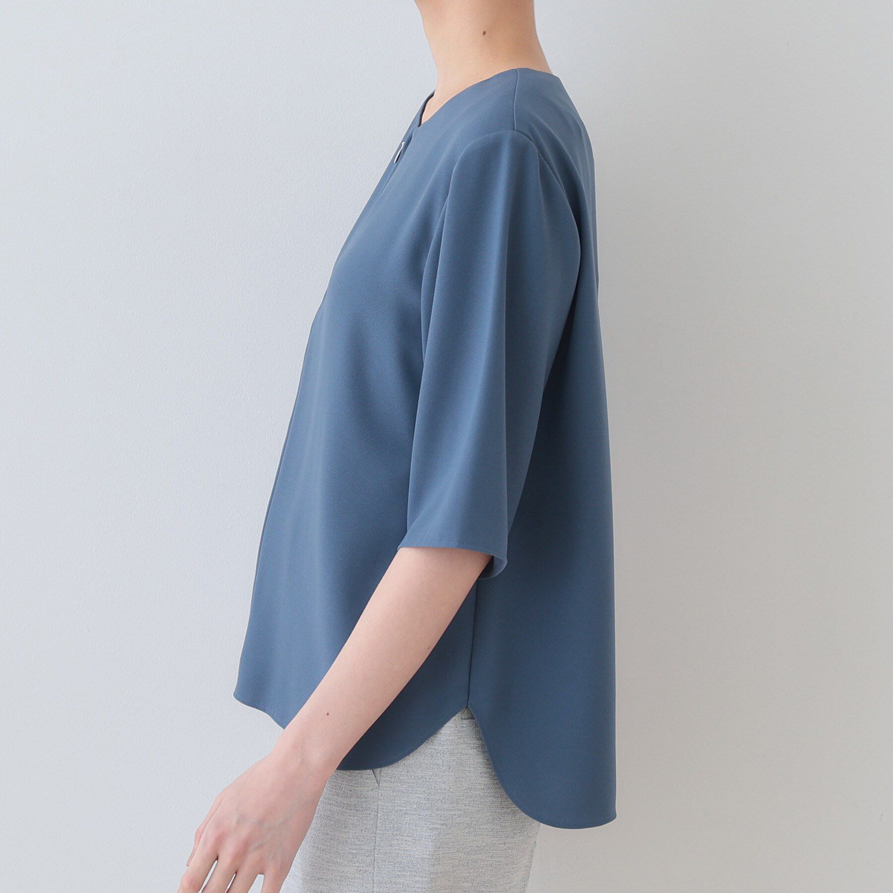 INDIVI「【洗える】ハーフジップデザインブラウス」|シャツ・ブラウス|