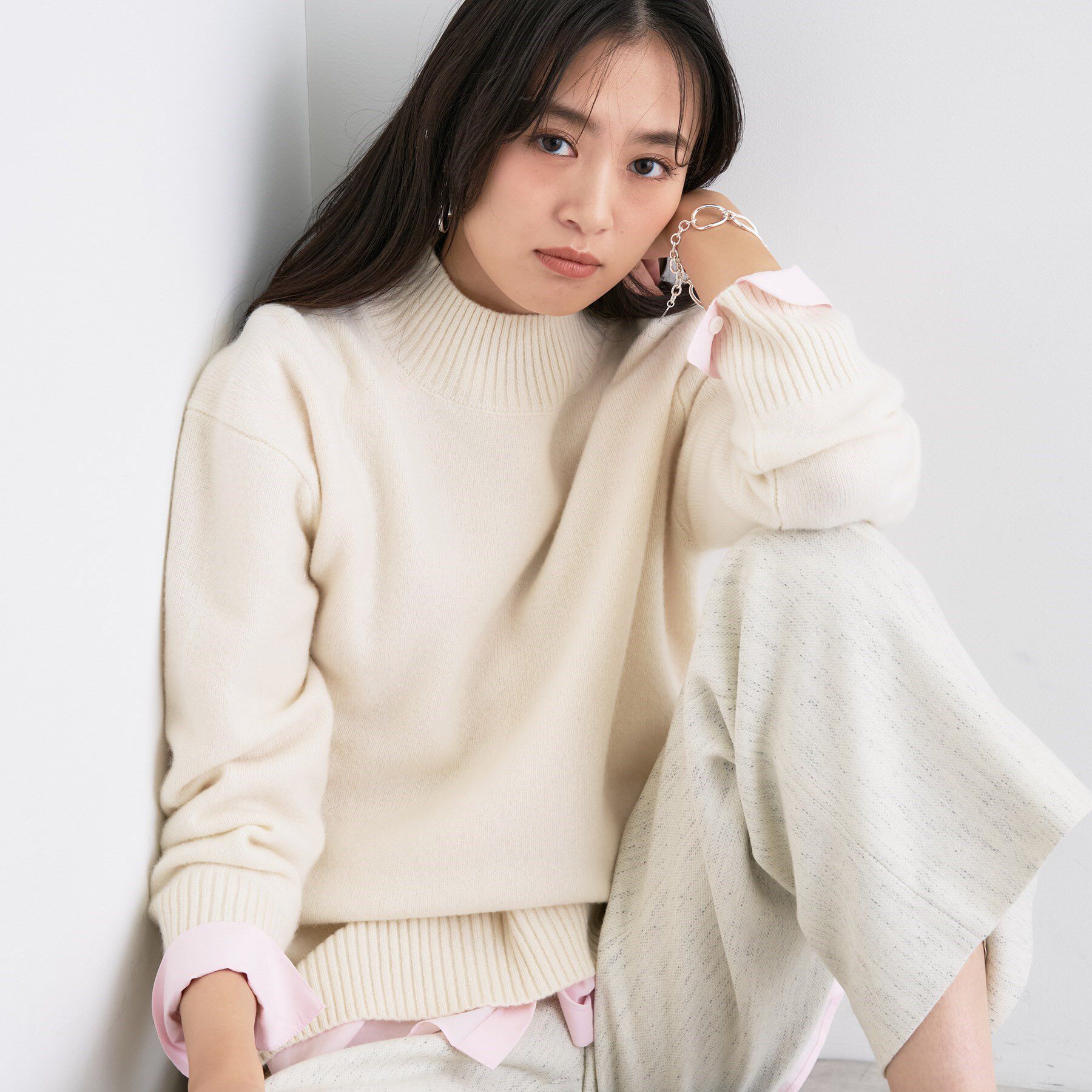 INDIVI「【冬ニット人気NO．1！／カシミヤ混】ミドルゲージハイネックニット」|ニット・セーター|