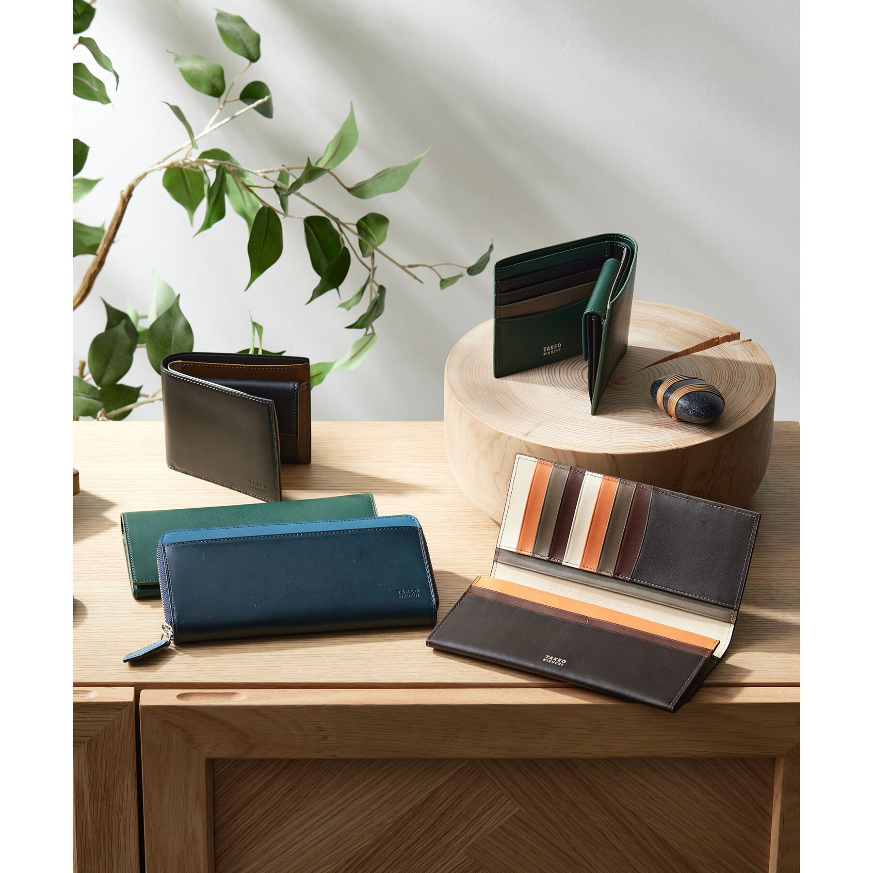 TAKEO KIKUCHI「アンティーク調レザー 2つ折り財布」|財布|