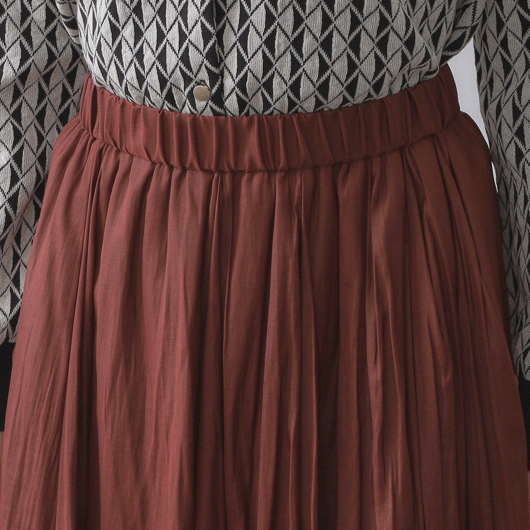 OPAQUE.CLIP「レザーライクタックフレアスカート【洗濯機洗い可】」|スカート|