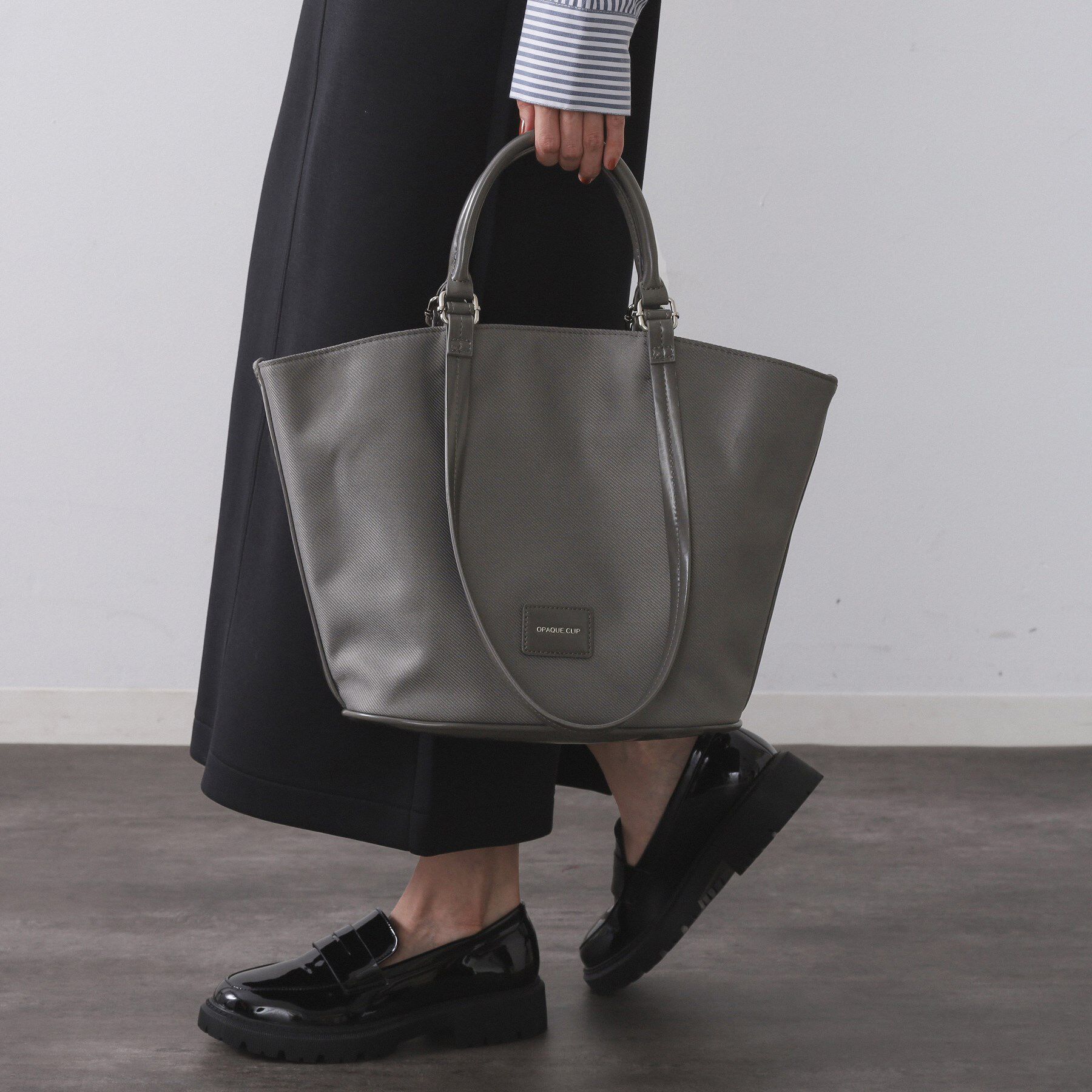 OPAQUE.CLIP「【マルチWAY】ミニショルダーとしても使える！バッグインポーチ付きトートバッグ」|トートバッグ|チャコールグレー(0