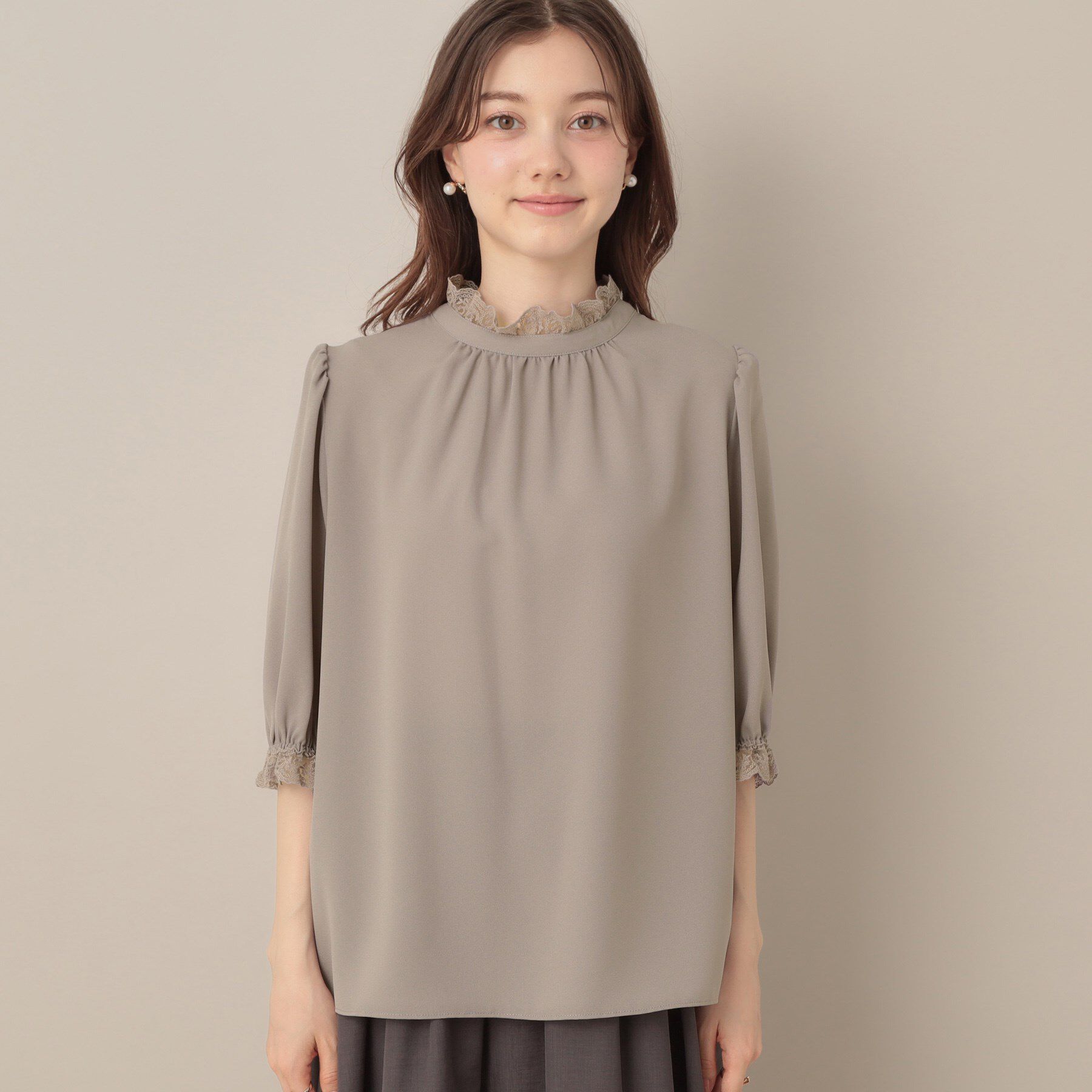 Couture broach「【華やか・大人可愛い・5分袖】エンブロレース前後2WAYブラウス」|シャツ・ブラウス|
