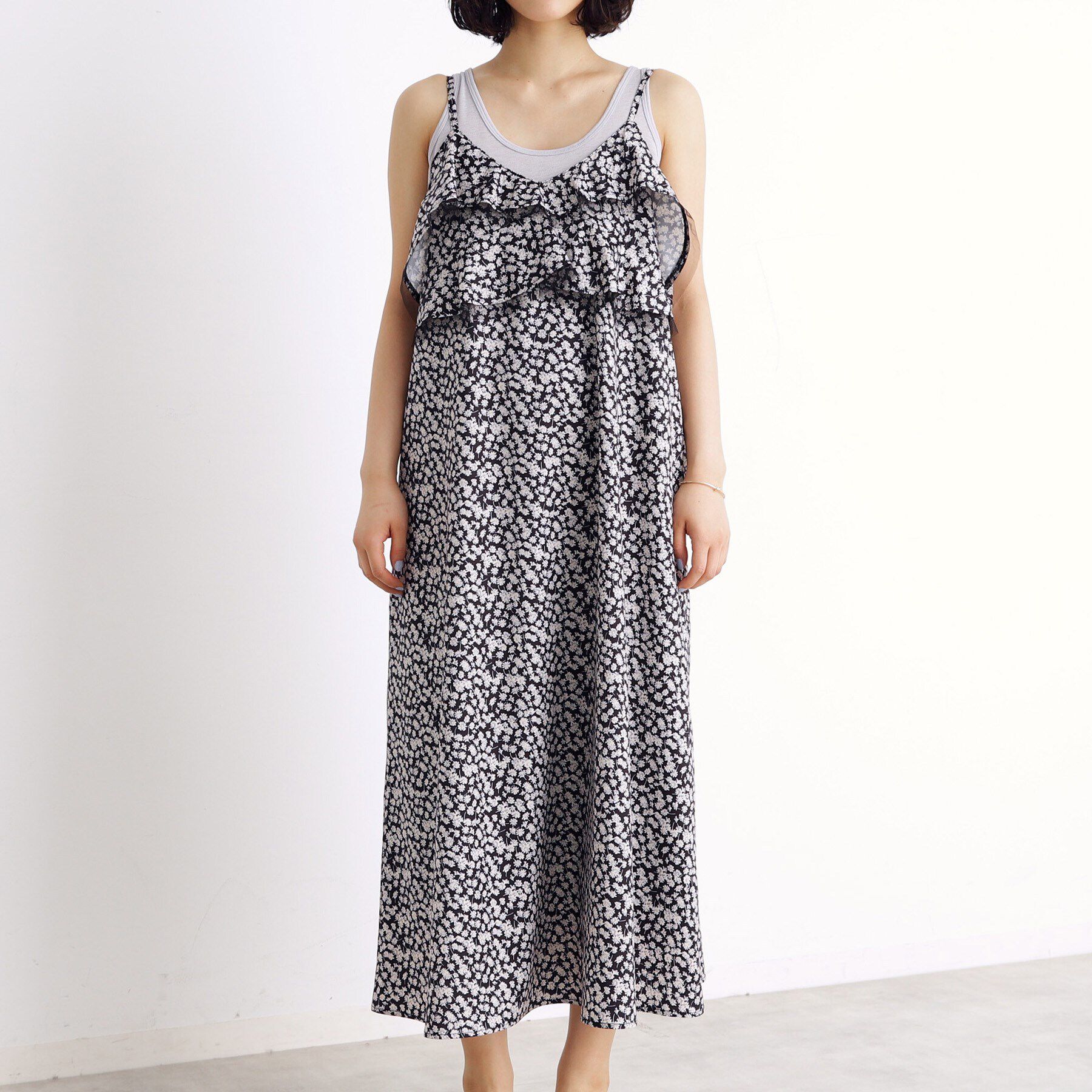 THE SHOP TK「小花柄フリルキャミワンピース【洗える】」|ワンピース|