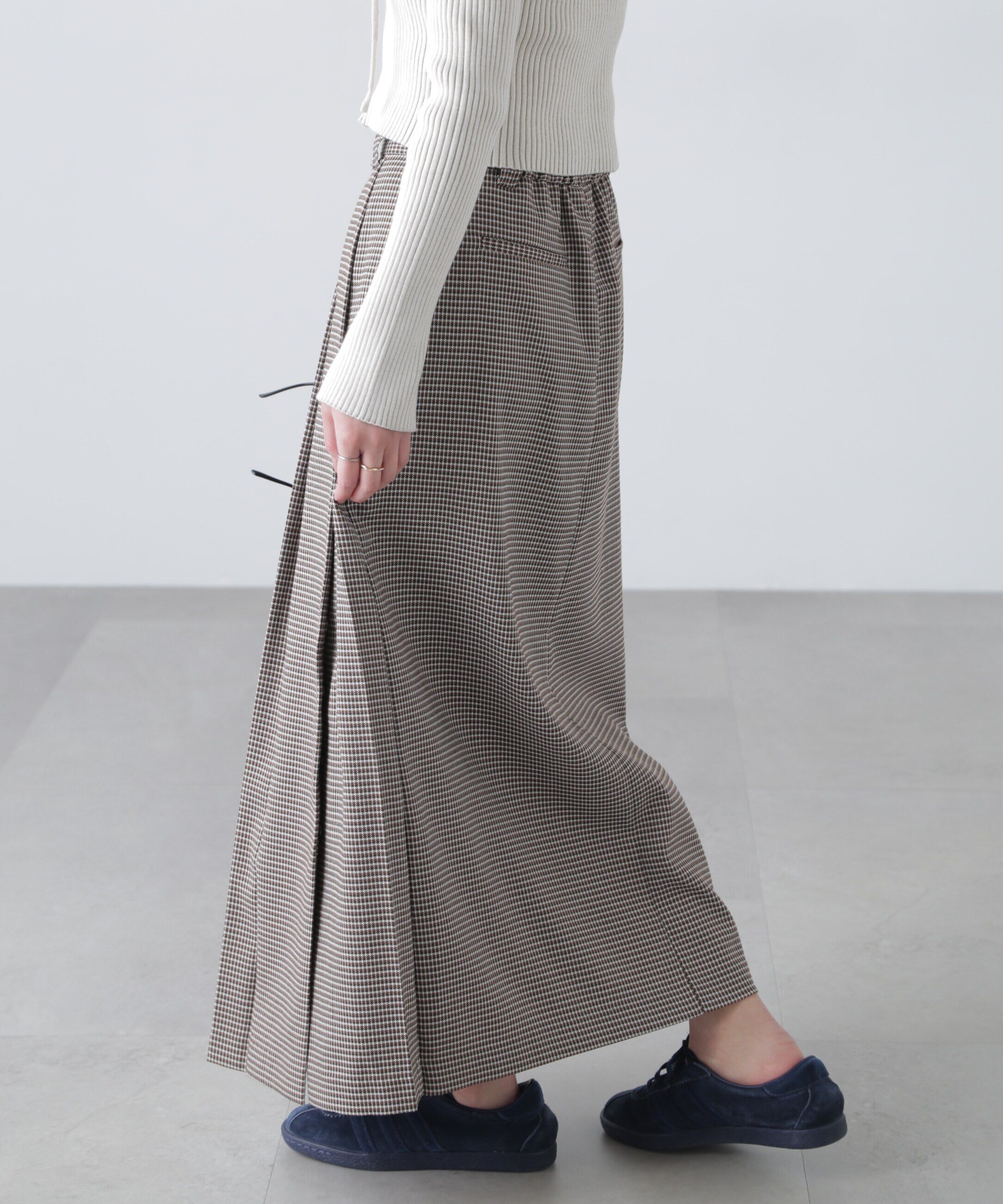  「フロントスリットプリーツロングスカート」|スカート|