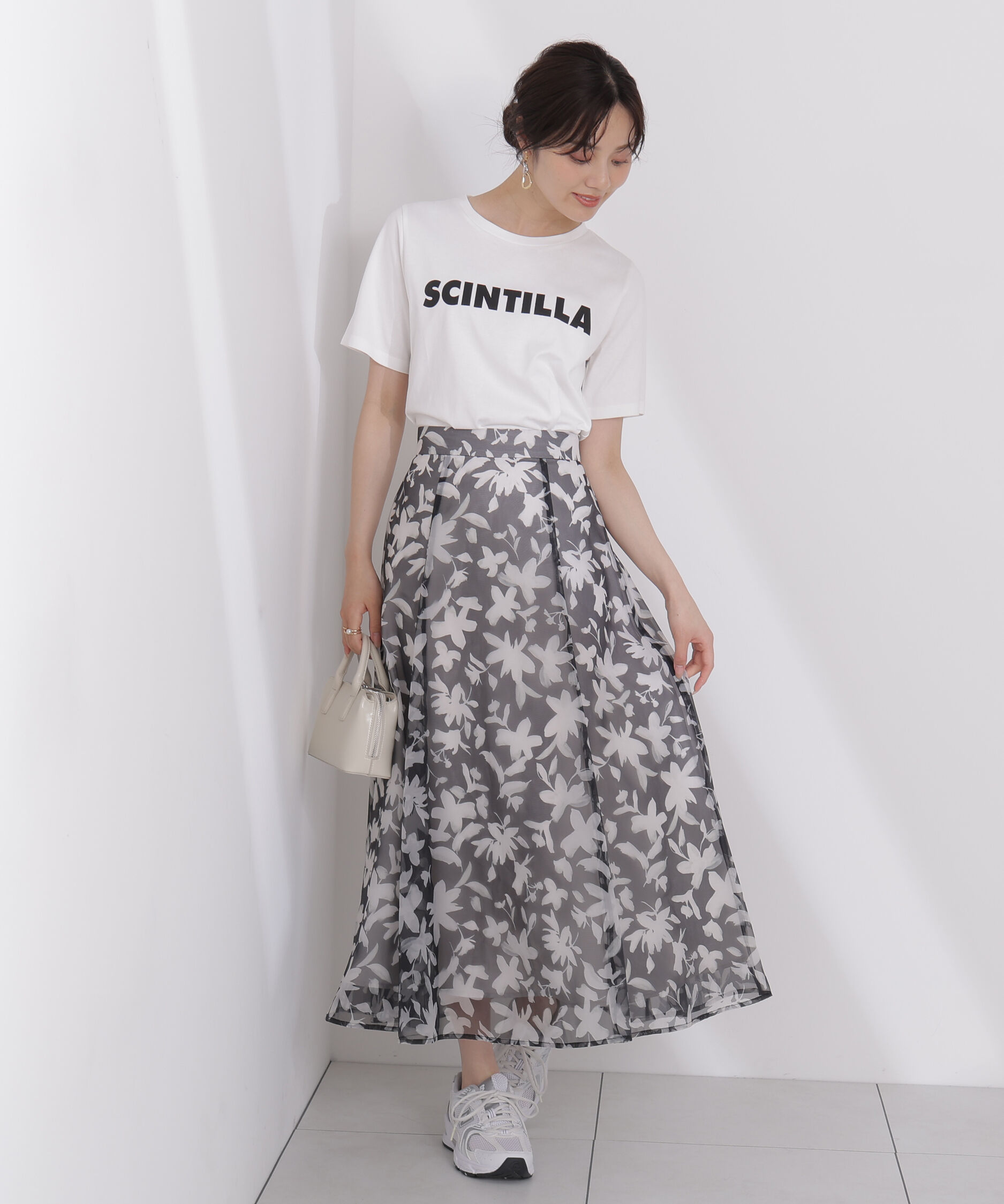 PROPORTION BODY DRESSING「＜ウォッシャブル＞ペイントフラワースカート」|スカート|ブラック