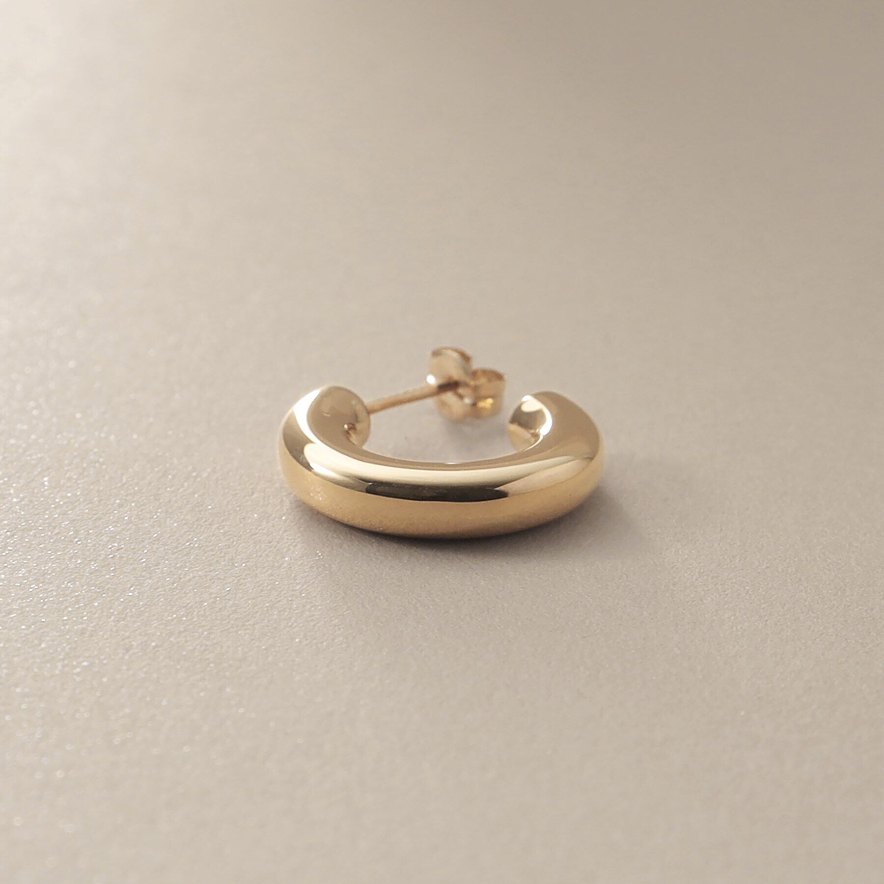 COCOSHNIK「K10中空ボリューム フープピアス大」|ピアス|