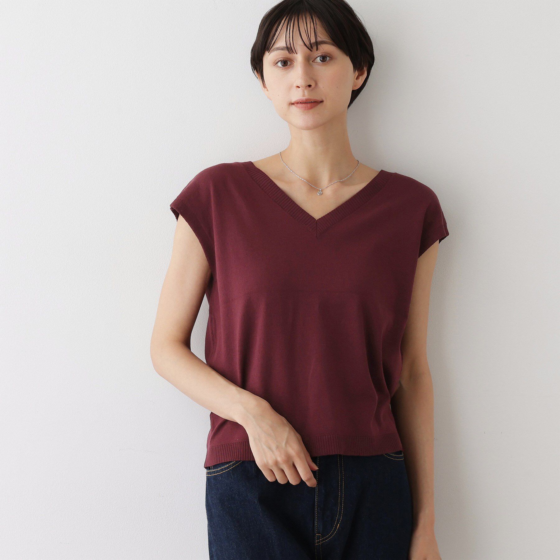 Dessin「【2点セット/3WAY/洗える】ノースリーブインナー付きVネックショート丈ニット」|ニット・セーター|