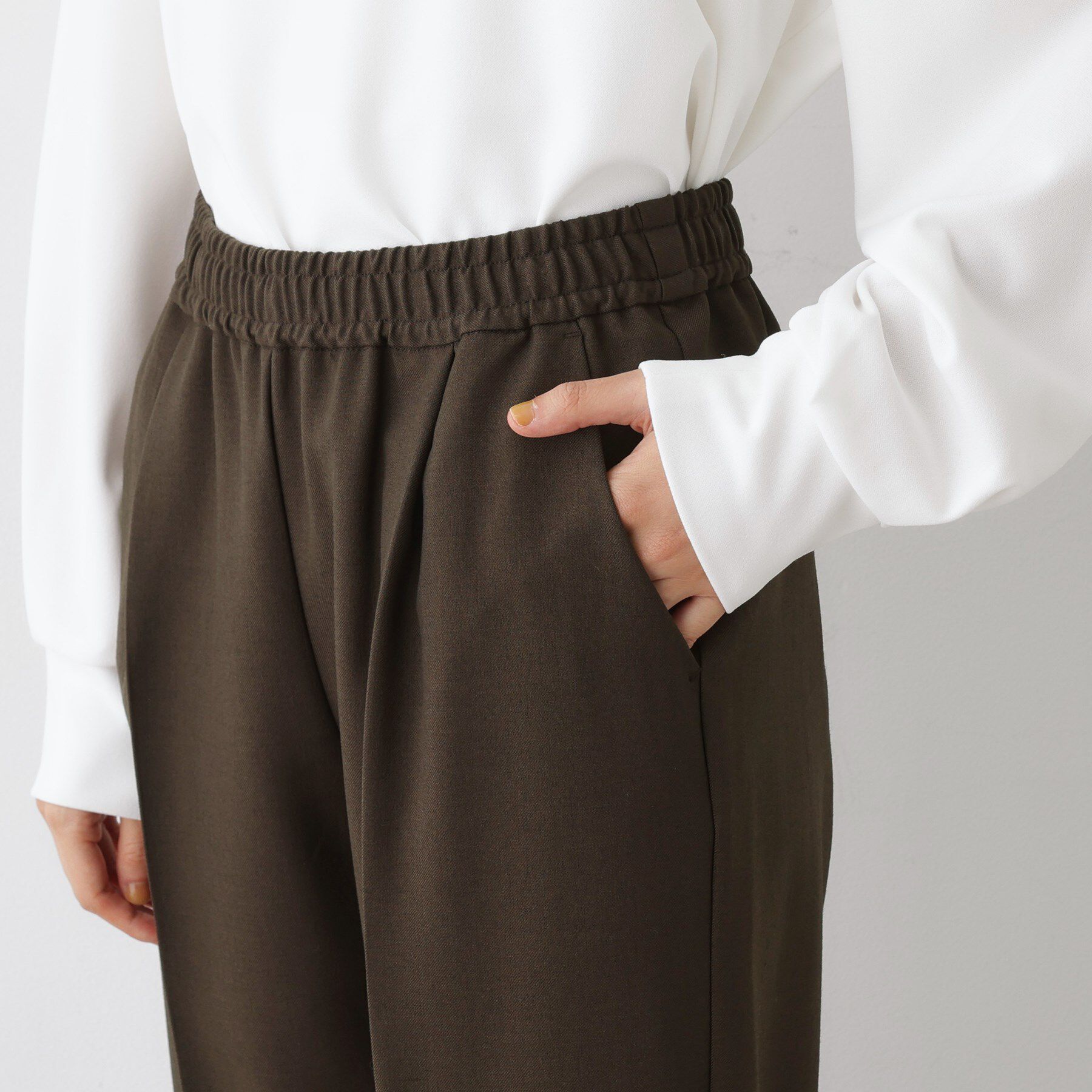 Dessin「【ウエストゴム・洗える】コンフォートテーパードパンツ」|その他|