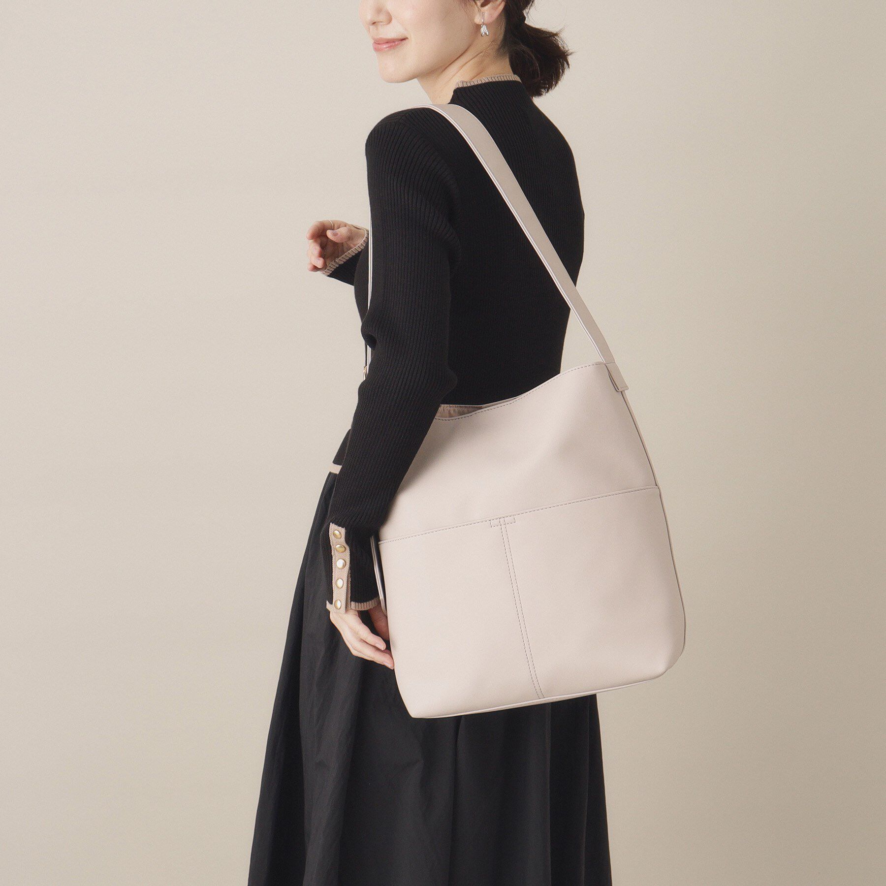 ITS&rsquo;DEMO「【A4対応】ワンハンドルバケツショルダー」|ショルダー・メッセンジャー|ライトベージュ(05