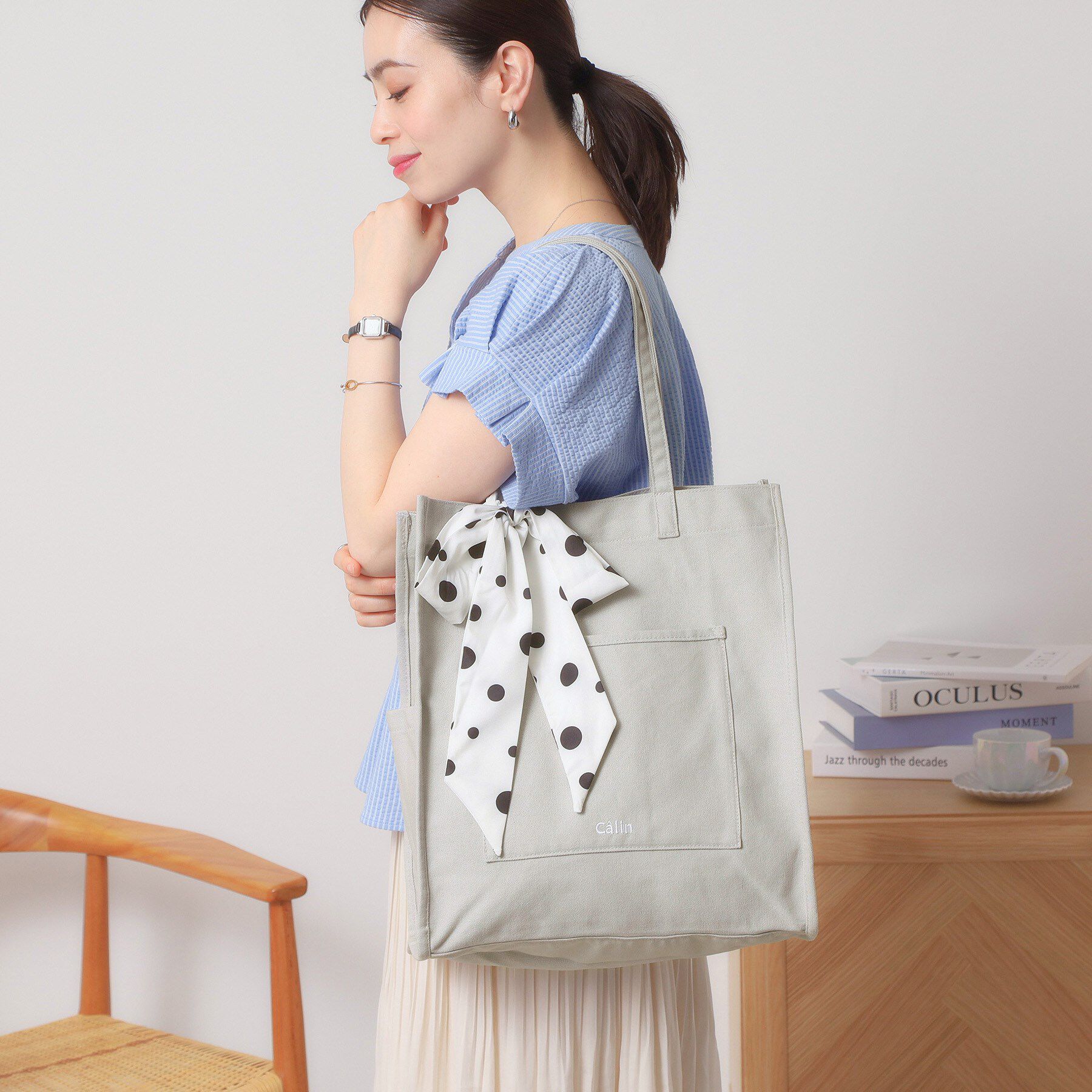 ITS&rsquo;DEMO「【A4対応／推し活】リボン付きキャンバストート」|トートバッグ|