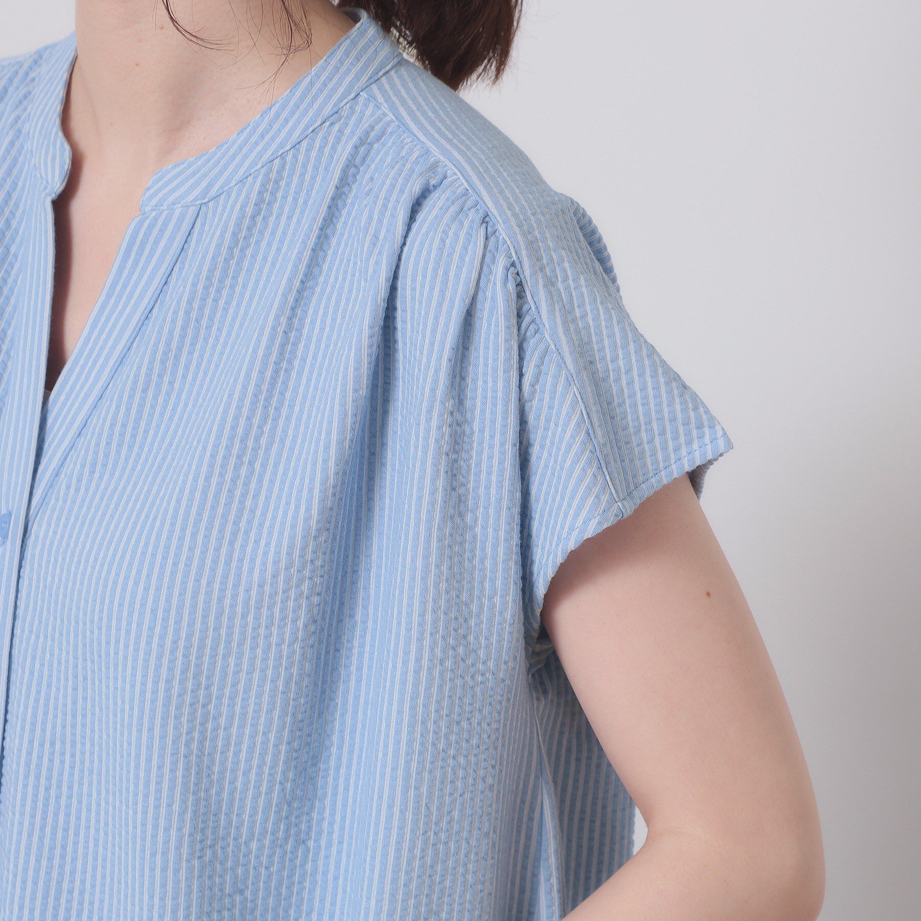 ITS&rsquo;DEMO「【洗濯機OK／洗濯後しわになりにくい】カットサッカー前開きワンピース」|ワンピース|