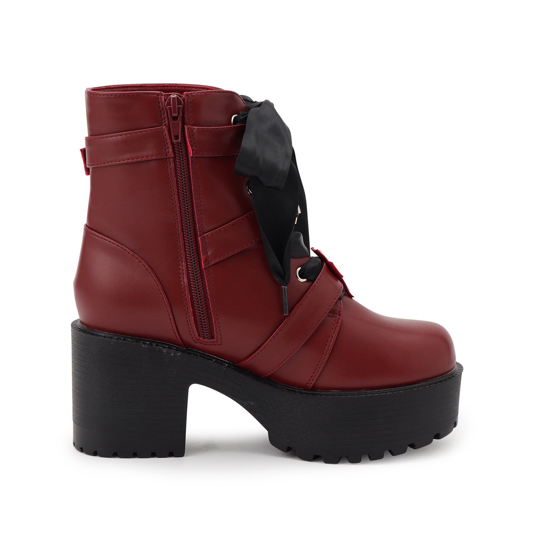 csT&P「厚底&times;コウモリ&times;十字架スニーカー」|ショートブーツ|