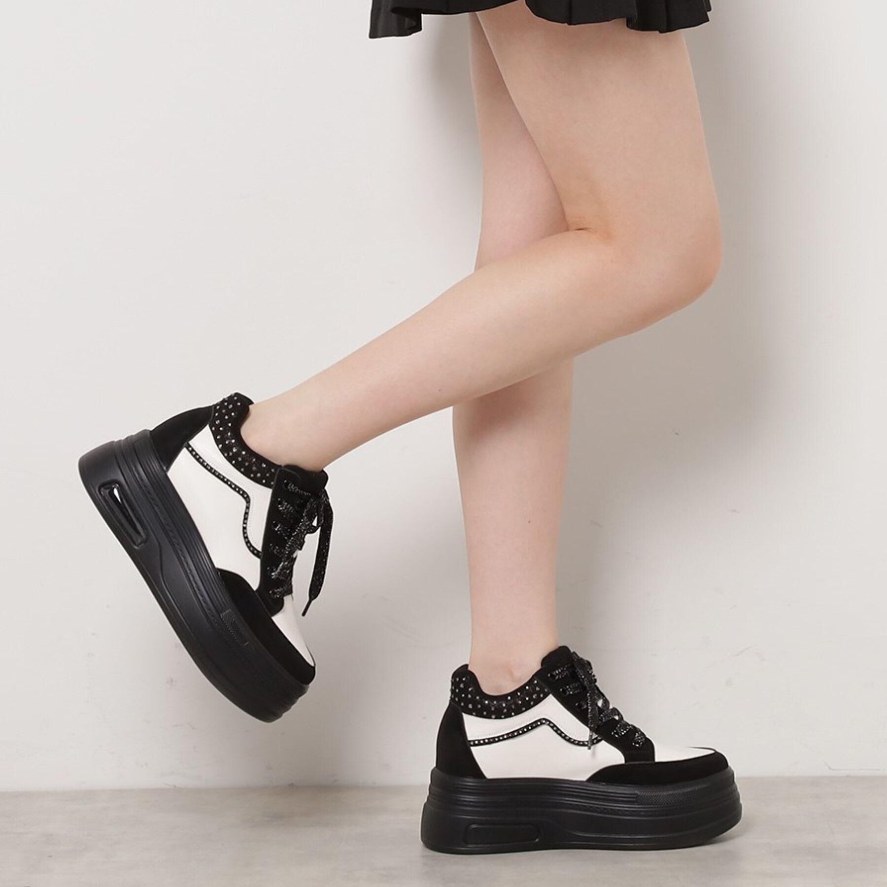 ESPERANZA「きゅんフィットインソールラインストーンスニーカー」|スニーカー|ﾎﾜｲﾄ&times;ﾌﾞﾗｯｸ(999)