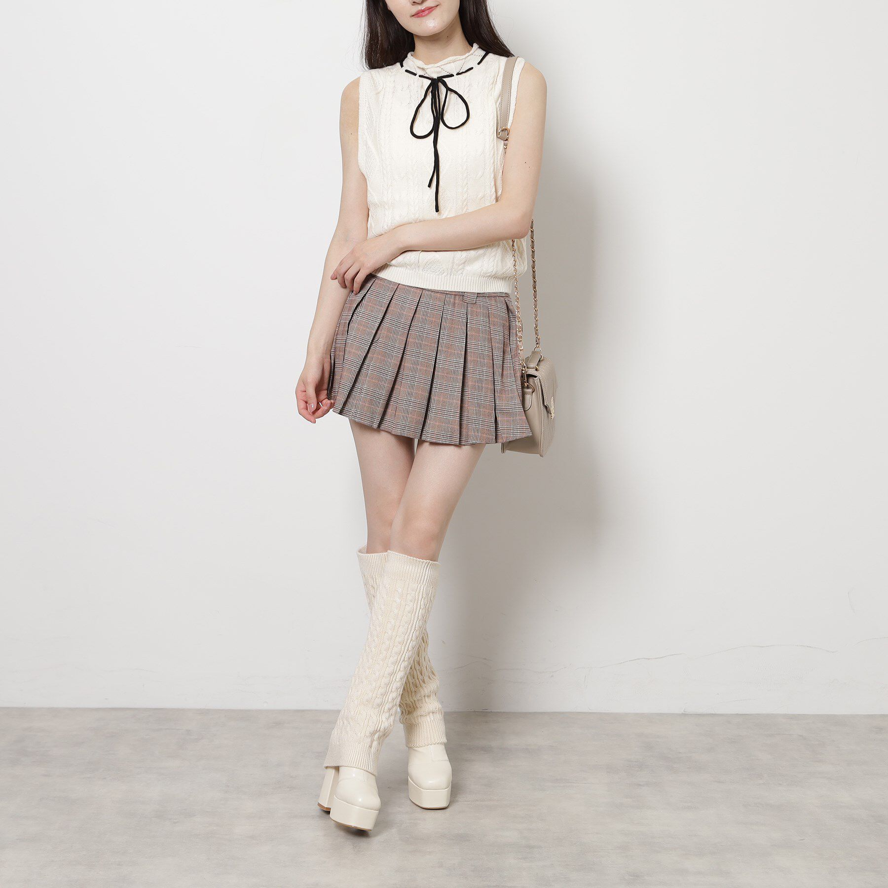 ESPERANZA「【ラク盛り／ロングブーツ】リピーター続出／脚長美脚 スクエアニットカバー付きロングブーツ」|ショートブーツ|