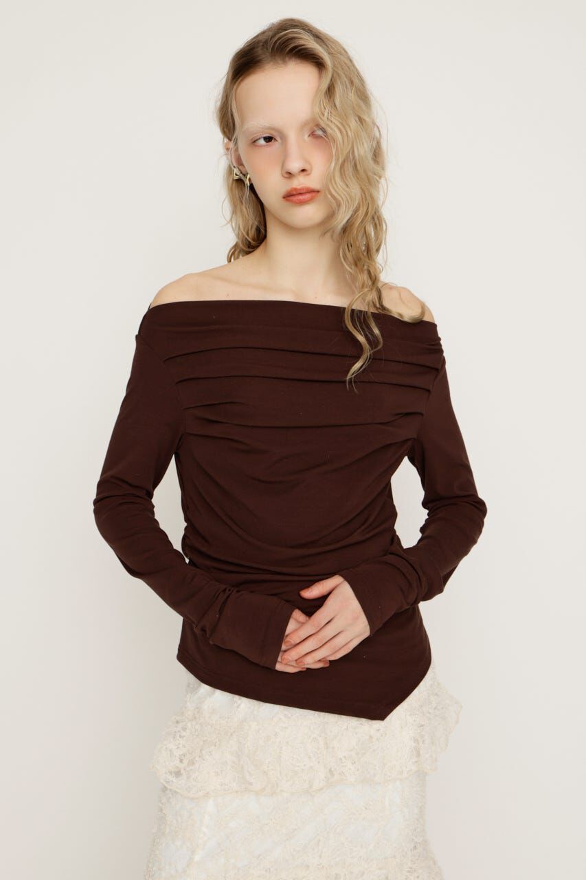 SLY「OFF SHOULDER TUCK トップス」|Tシャツ・カットソー|BRN