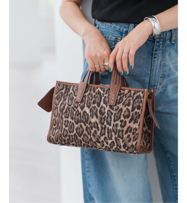 Spick and Span「《一部店舗+WEB限定》A VACATION/ア ヴァケーション SABRINA BROWN LEO」|トートバッグ|