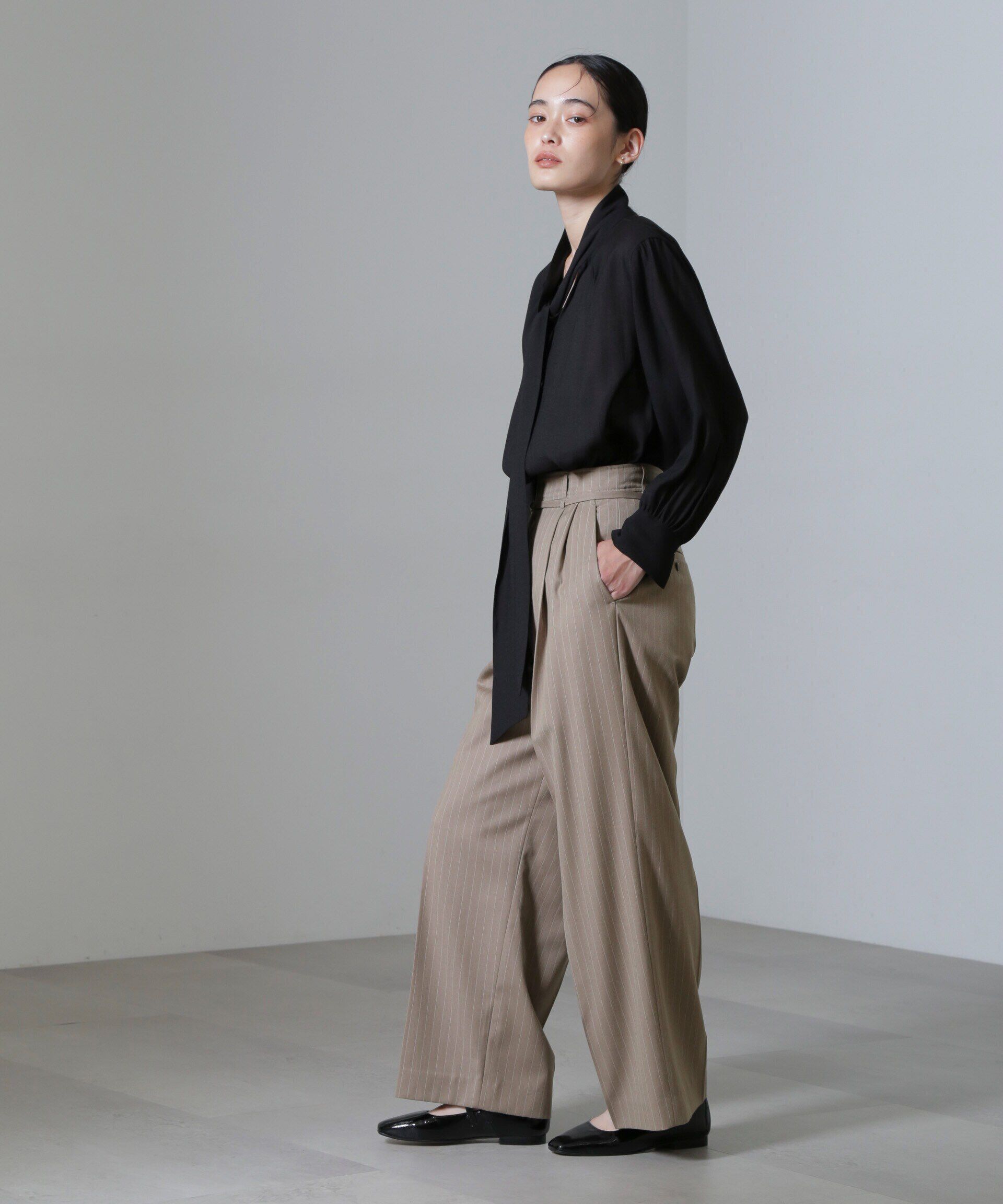 nano･universe「スーチングワイドスラックスパンツ」|チノ|