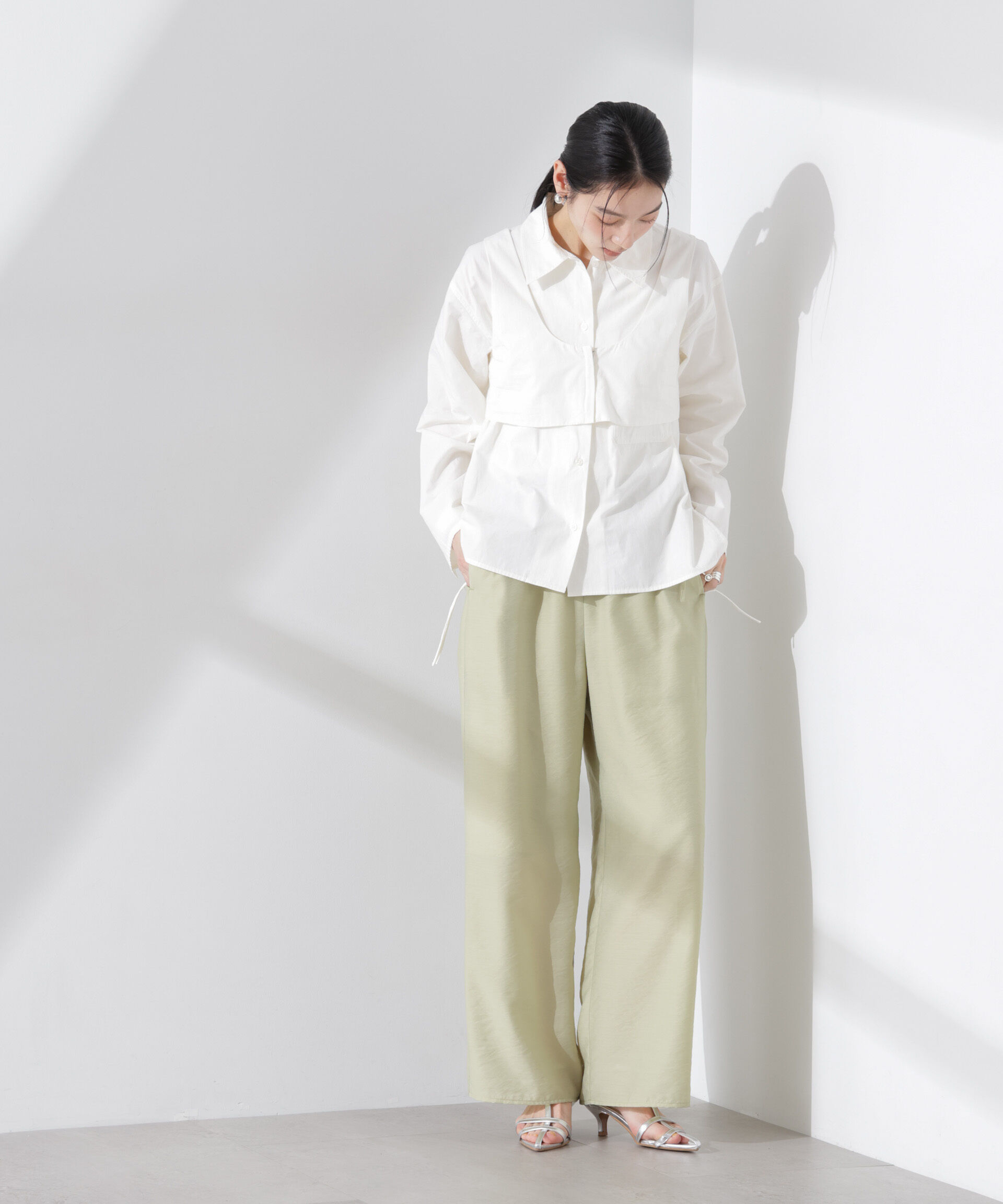 nano･universe「フリルワイドイージーパンツ（セットアップ可）」|チノ|