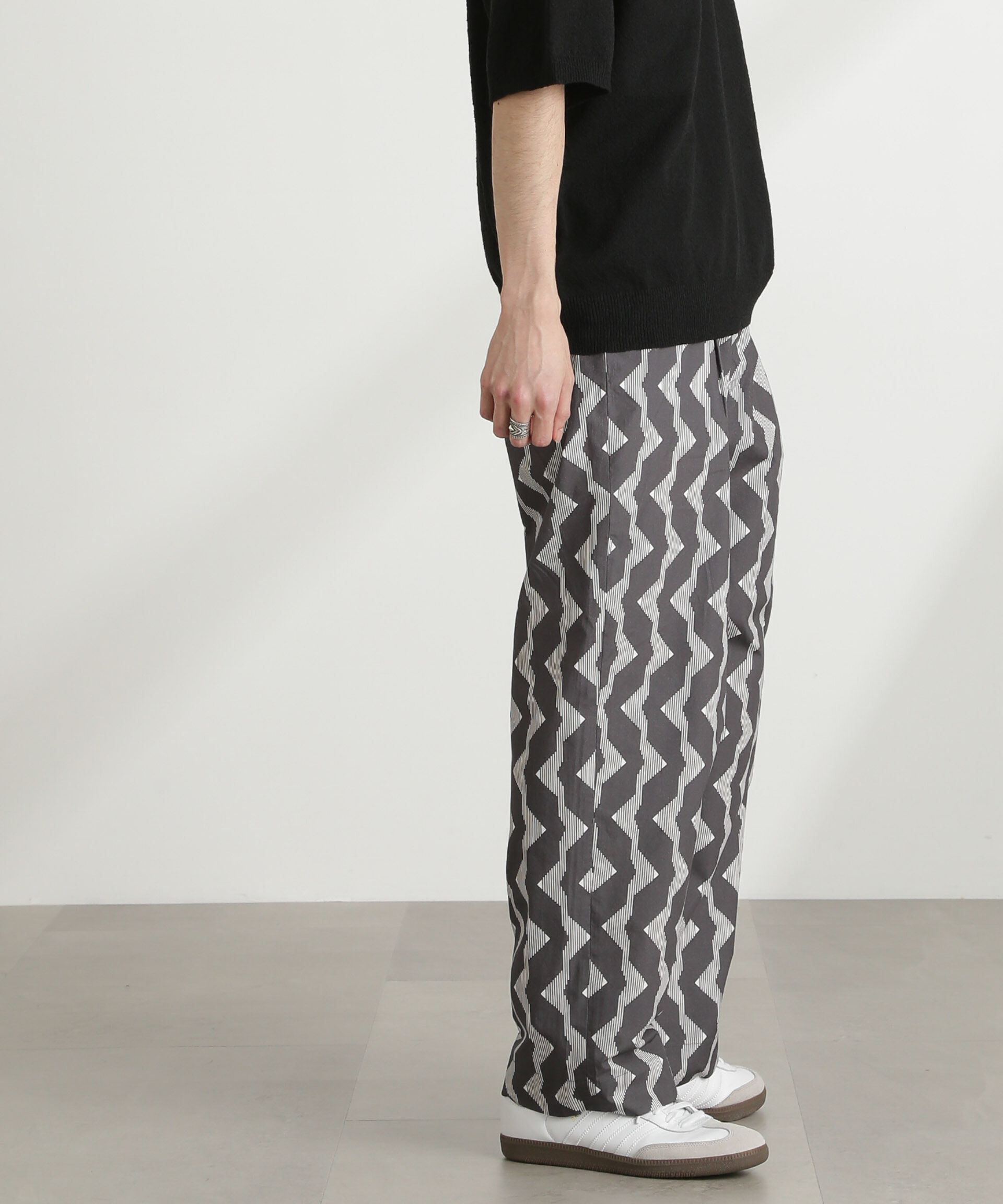 nano･universe「オリジナルパターンイージーパンツ」|チノ|