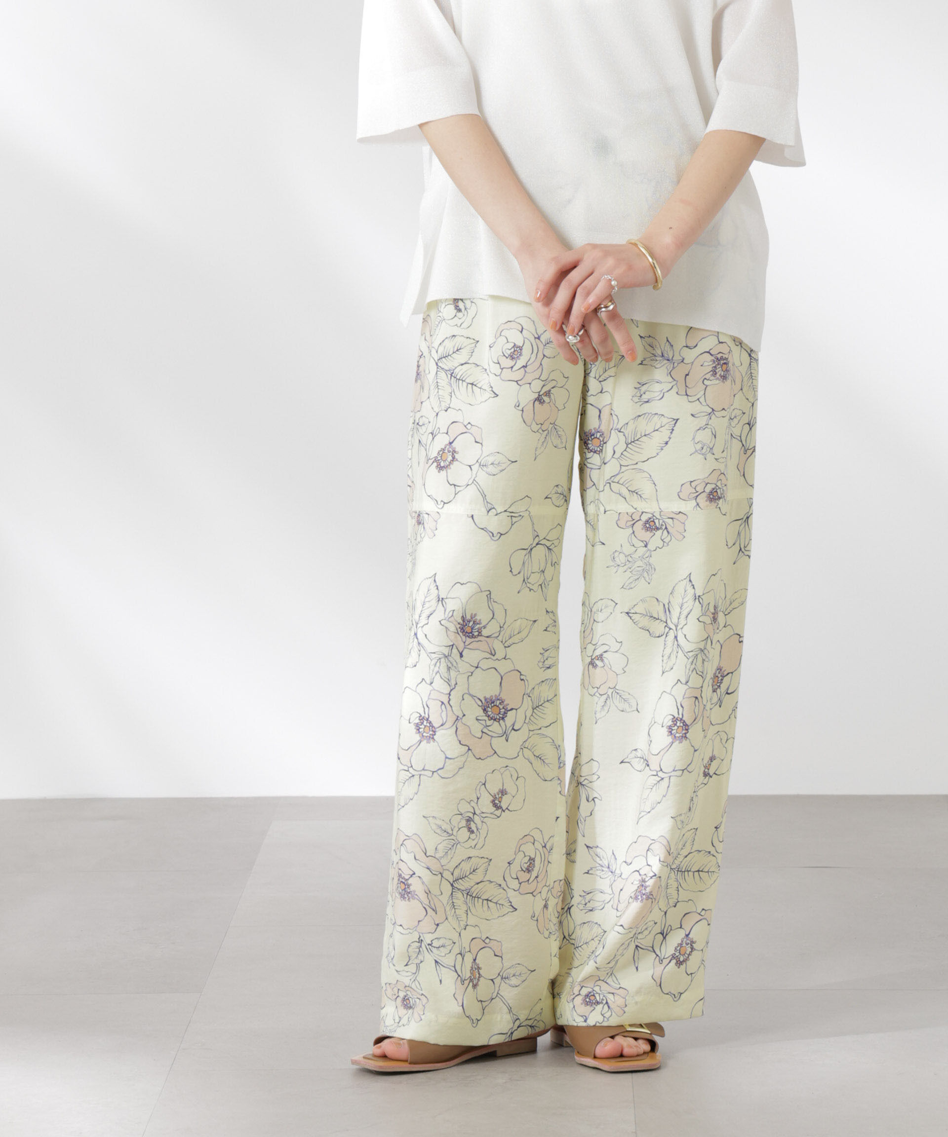 nano･universe「リラックスワイドパンツ」|チノ|