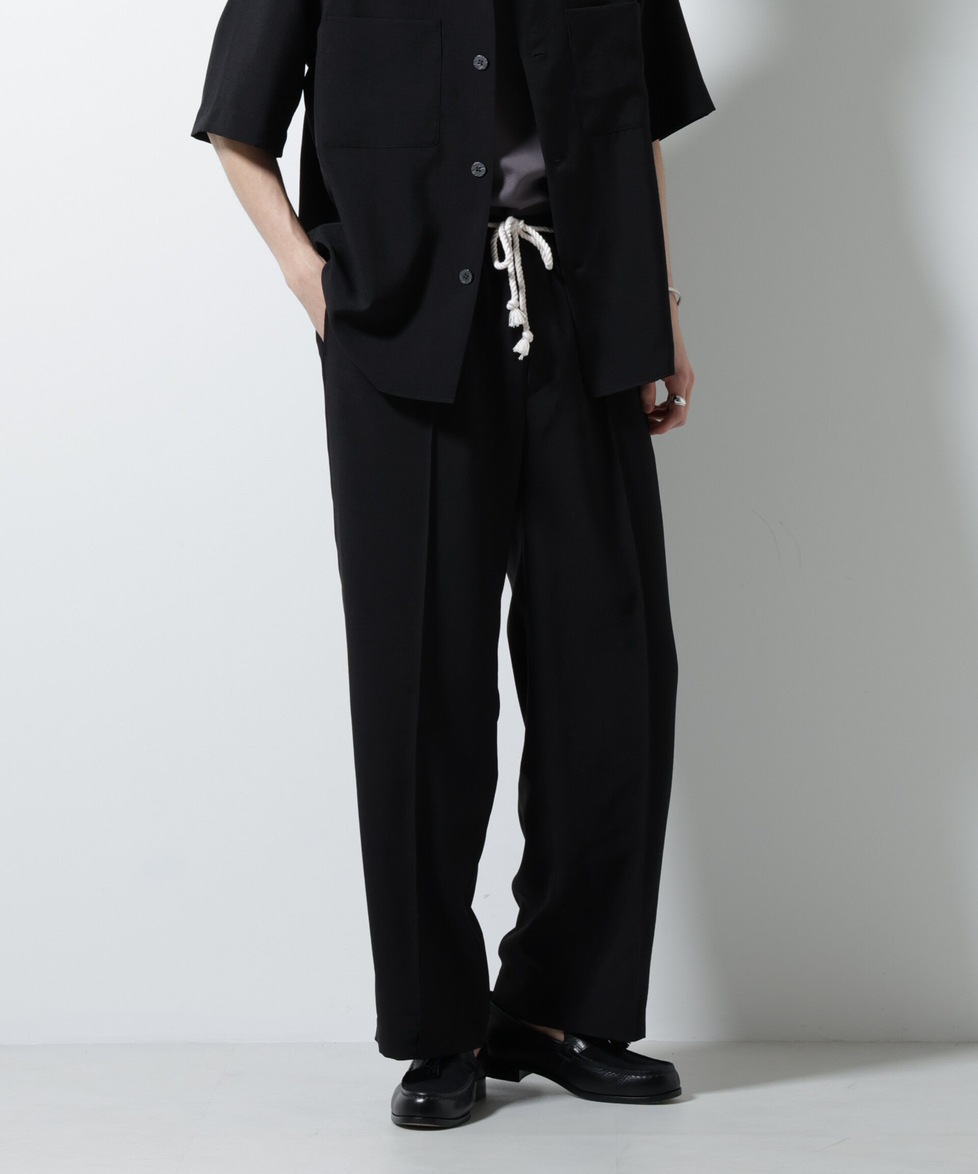 nano･universe「メランジドライイージーテーパードパンツ（セットアップ可）」|チノ|