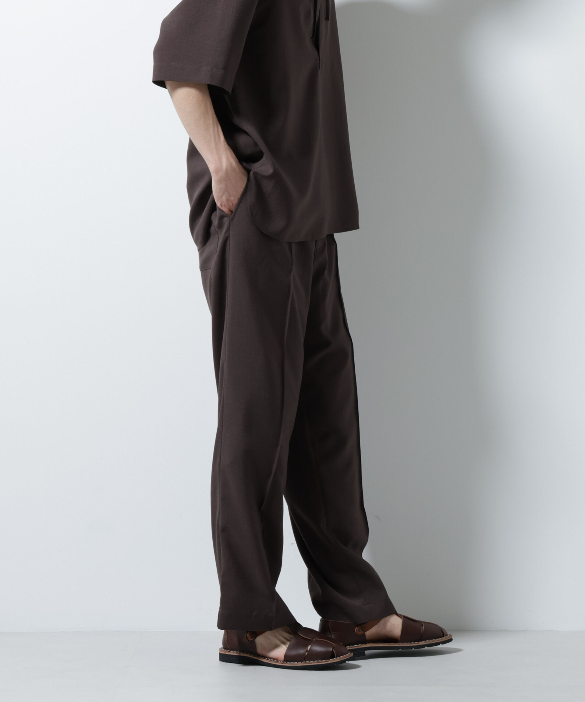 nano･universe「メランジドライイージーテーパードパンツ（セットアップ可）」|チノ|