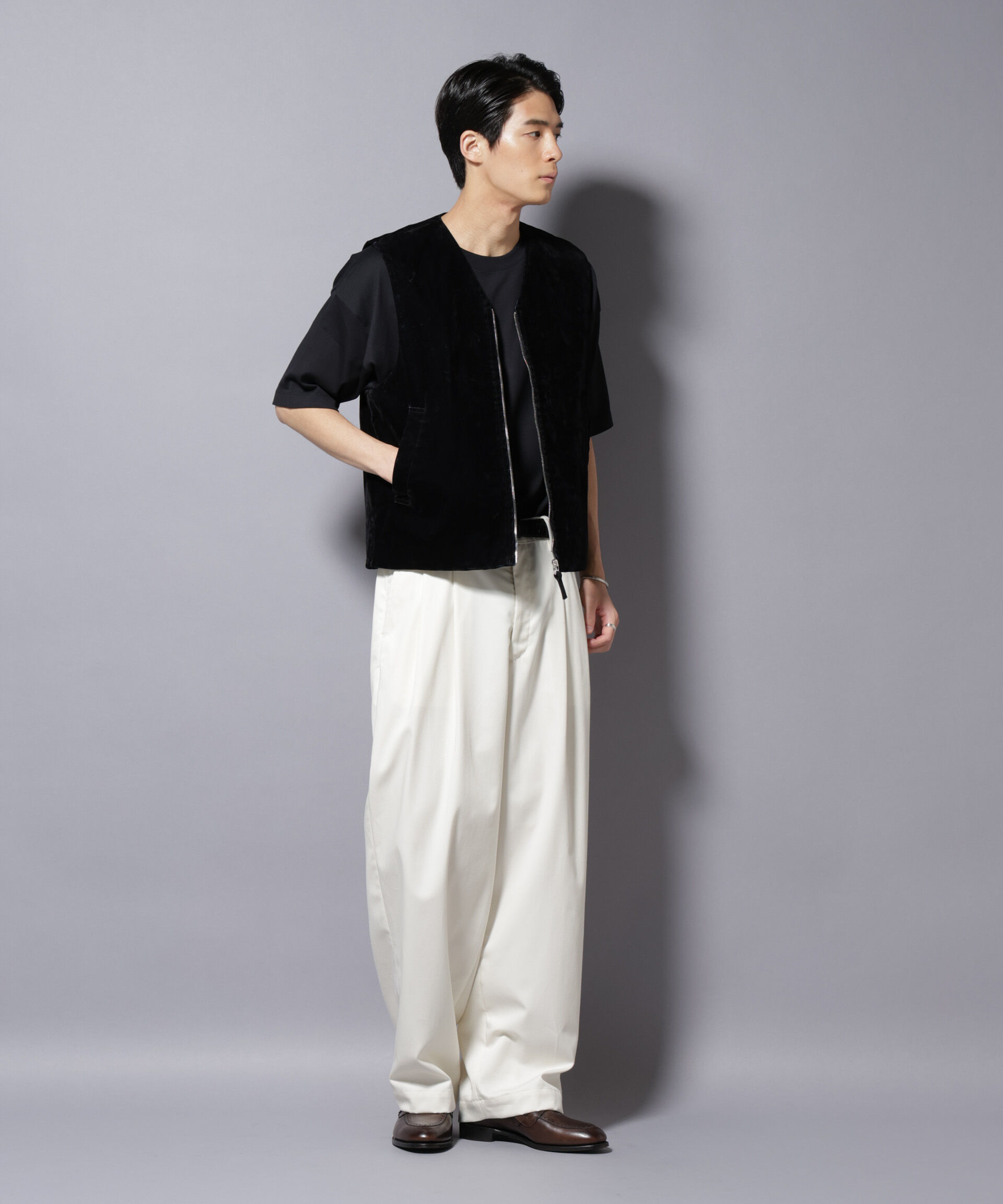 nano･universe「フロッキーデニム  ZIPベスト 」|ダウンベスト・ベスト|