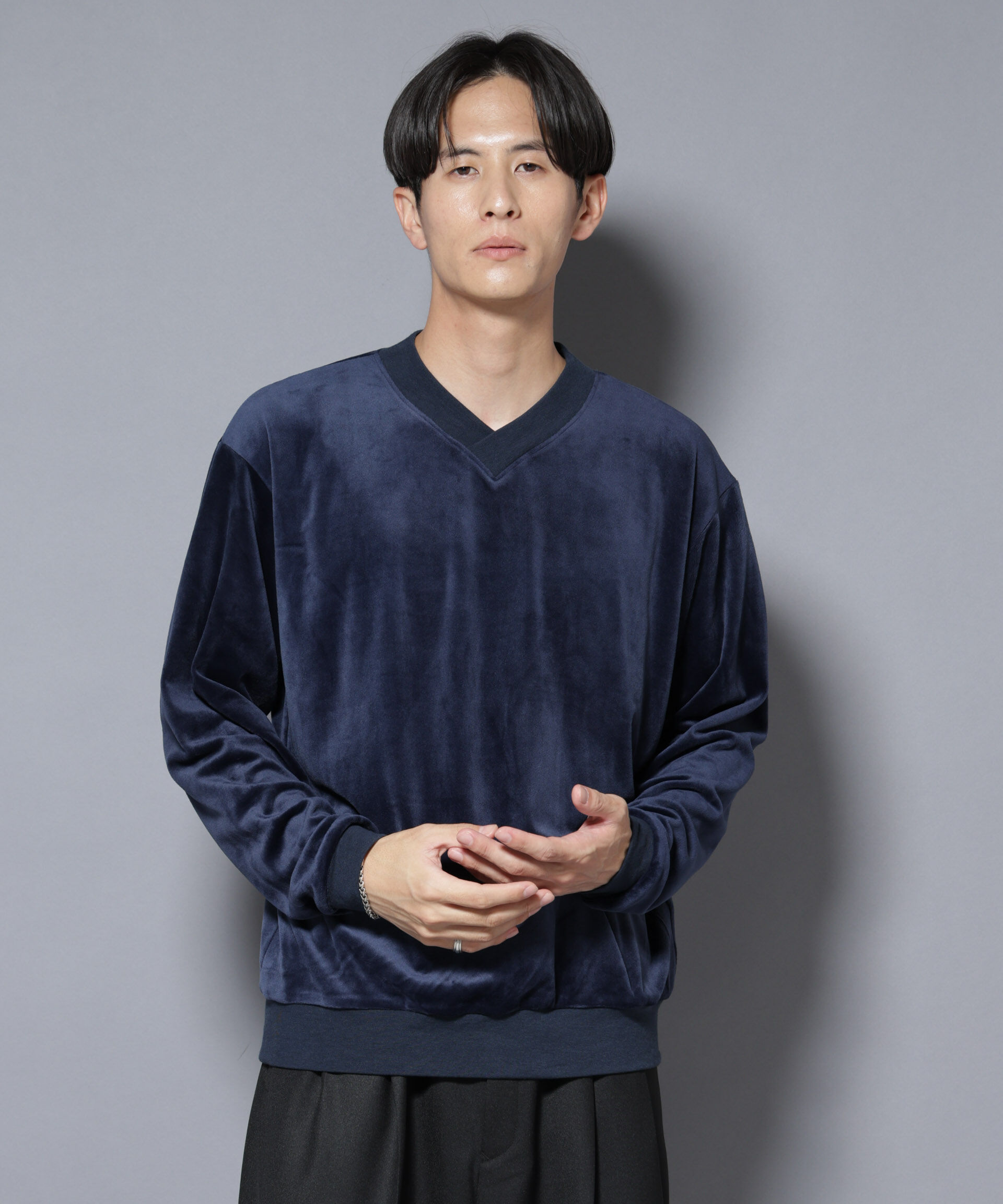 nano･universe「ベロアプルオーバー Vネックスウェット」|Tシャツ・カットソー|