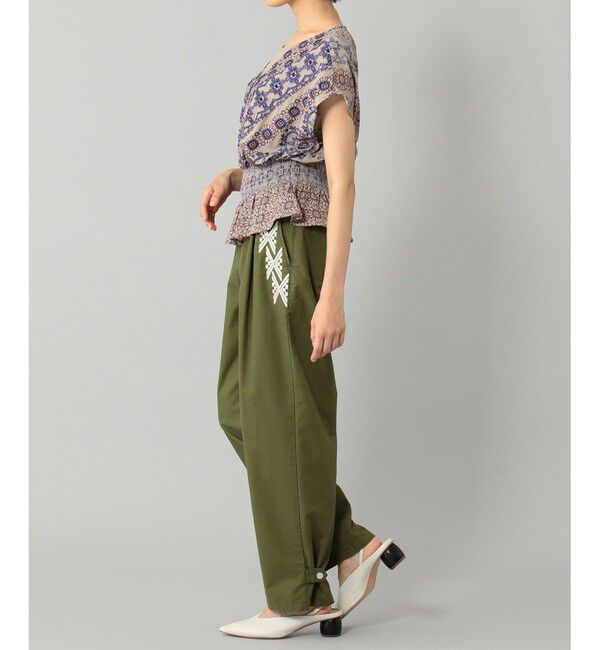 GRACE CONTINENTAL「刺繍テーパードパンツ」|チノ|