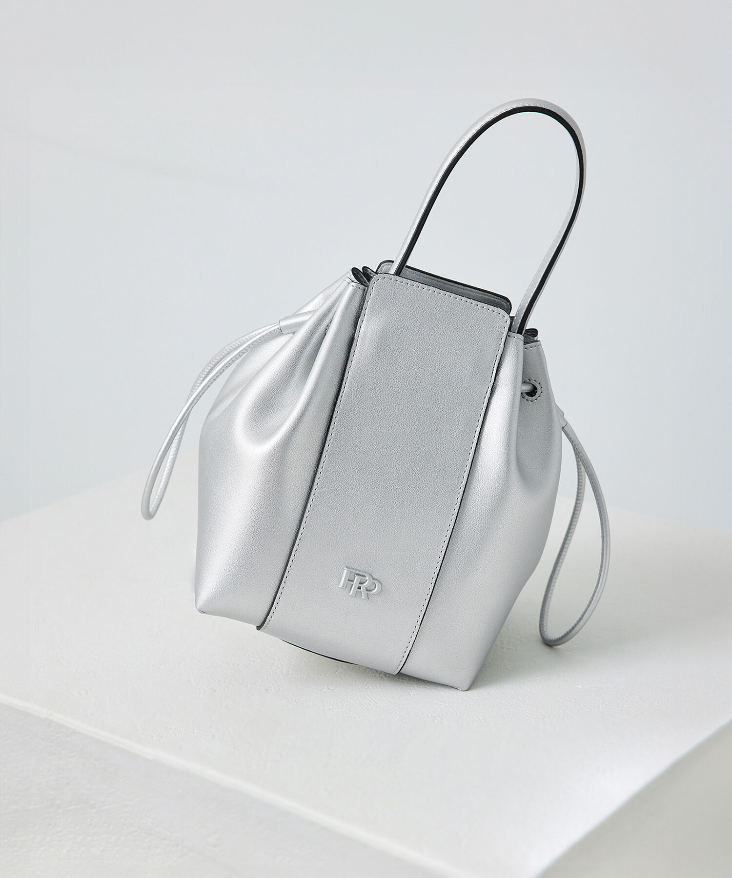 ROPE「【WEB限定】RPロゴ スプリットレザードロストミドルバッグ」|ハンドバッグ|