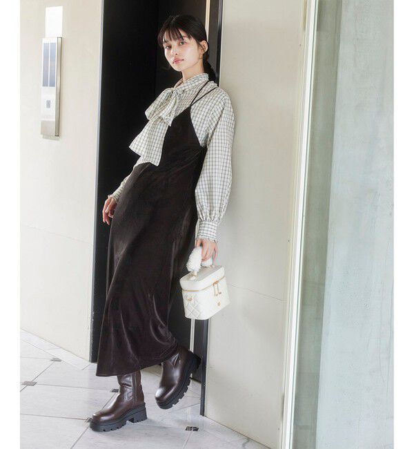 VIS「刺繍アソートベロアキャミワンピース/2WAY」|ワンピース|