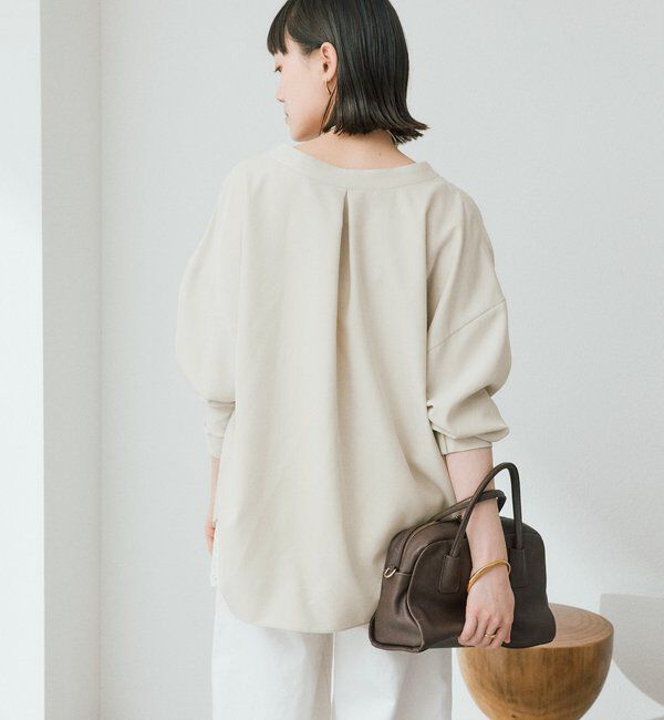  「予約【女性らしい抜け感】メタルボタンノーカラーブラウス」|シャツ・ブラウス|