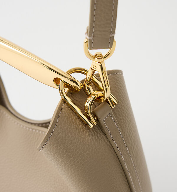 The Store by C' 「【Elleme】SMALL BOOMERANG／ハンドバッグ」|ハンドバッグ|