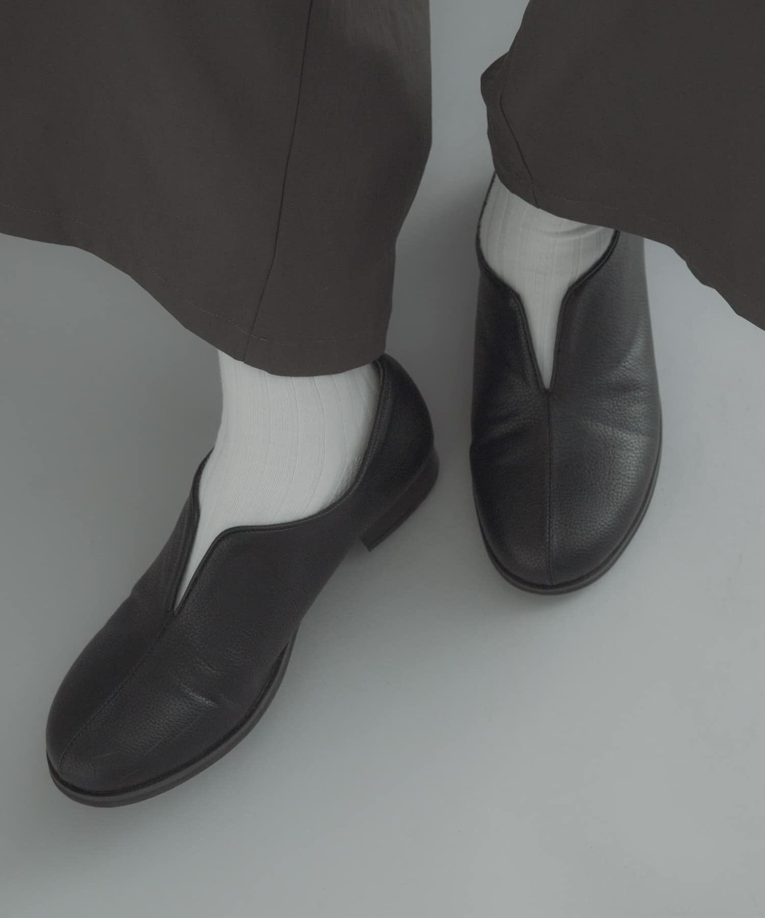 SENSE OF PLACE by URBAN RESEARCH「センタースリットスリッポンシューズ」|スリッポン|