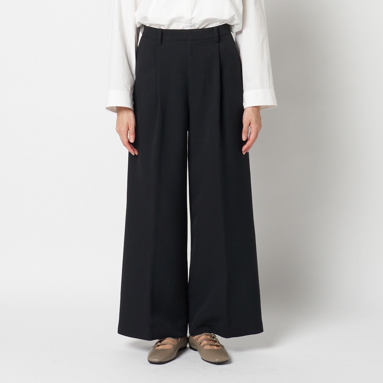 HELIOPOLE「HELIOPOLE TUCK WIDE PANTS」|チノ|
