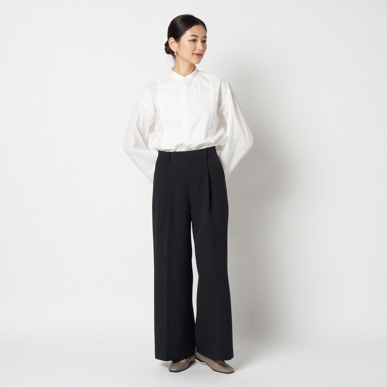 HELIOPOLE「HELIOPOLE TUCK WIDE PANTS」|チノ|