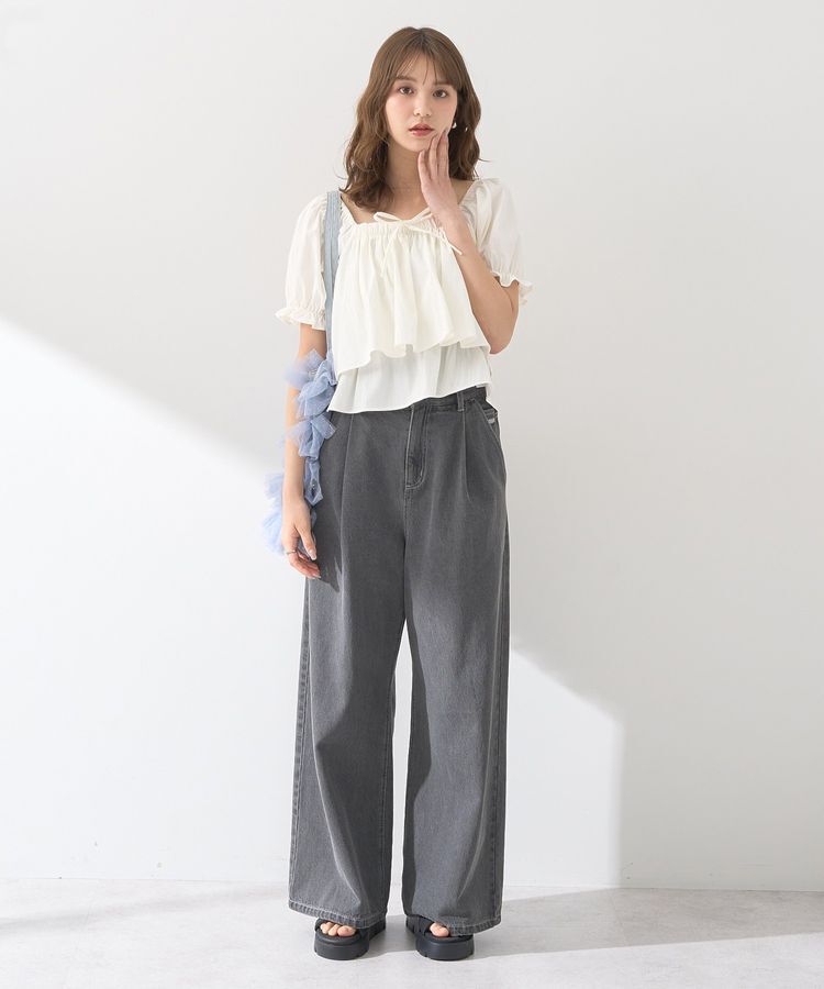 earth music&ecology「ワンポイントロゴ刺繍デニムパンツ」|デニム|