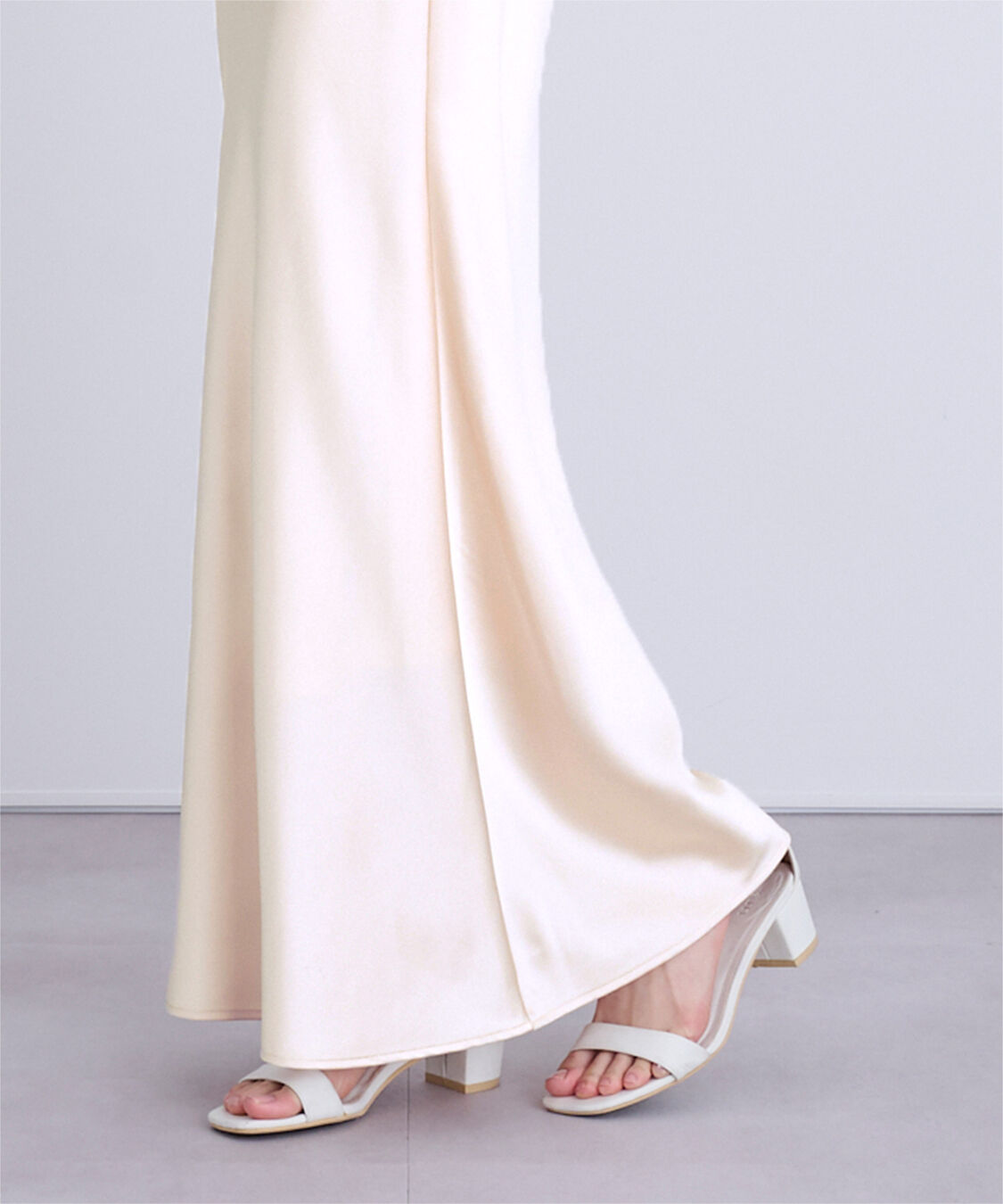 ur's「サテンマーメイドマキシスカート」|スカート|