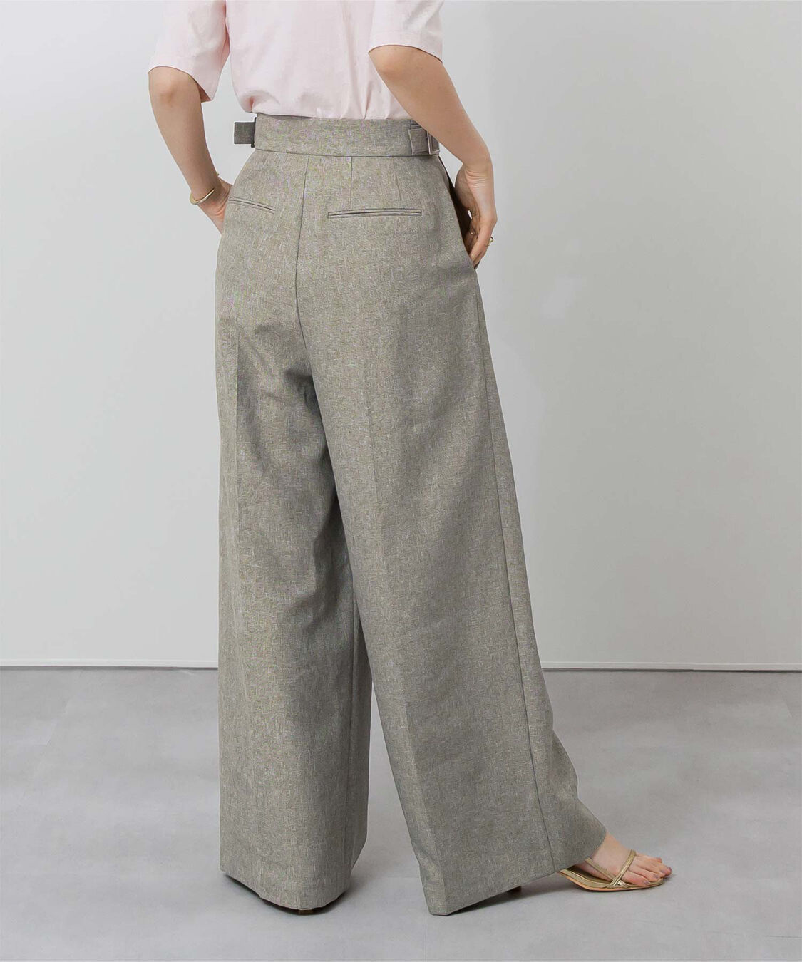 ur's「リネンライクサイドベルトデザインタックワイドパンツ」|スラックス|