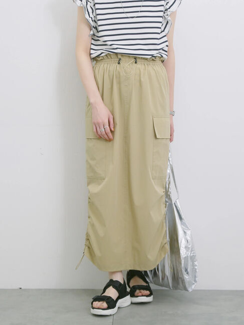 Samansa Mos2 blue「ナイロンカーゴスカート」|スカート|ベージュ