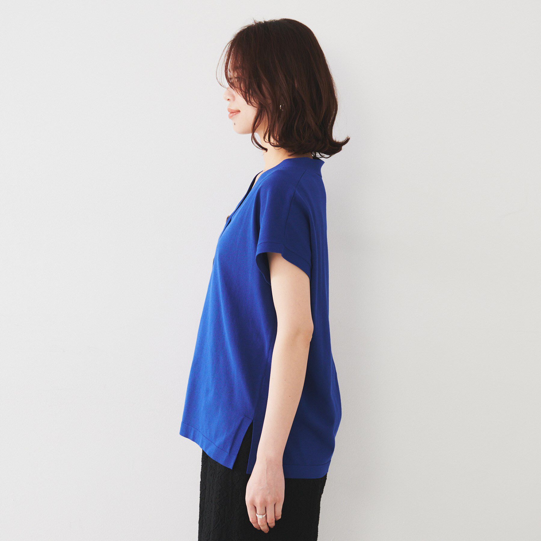 UNTITLED「【体型カバー/ジレ風/前開き】Vネックニット」|ニット・セーター|