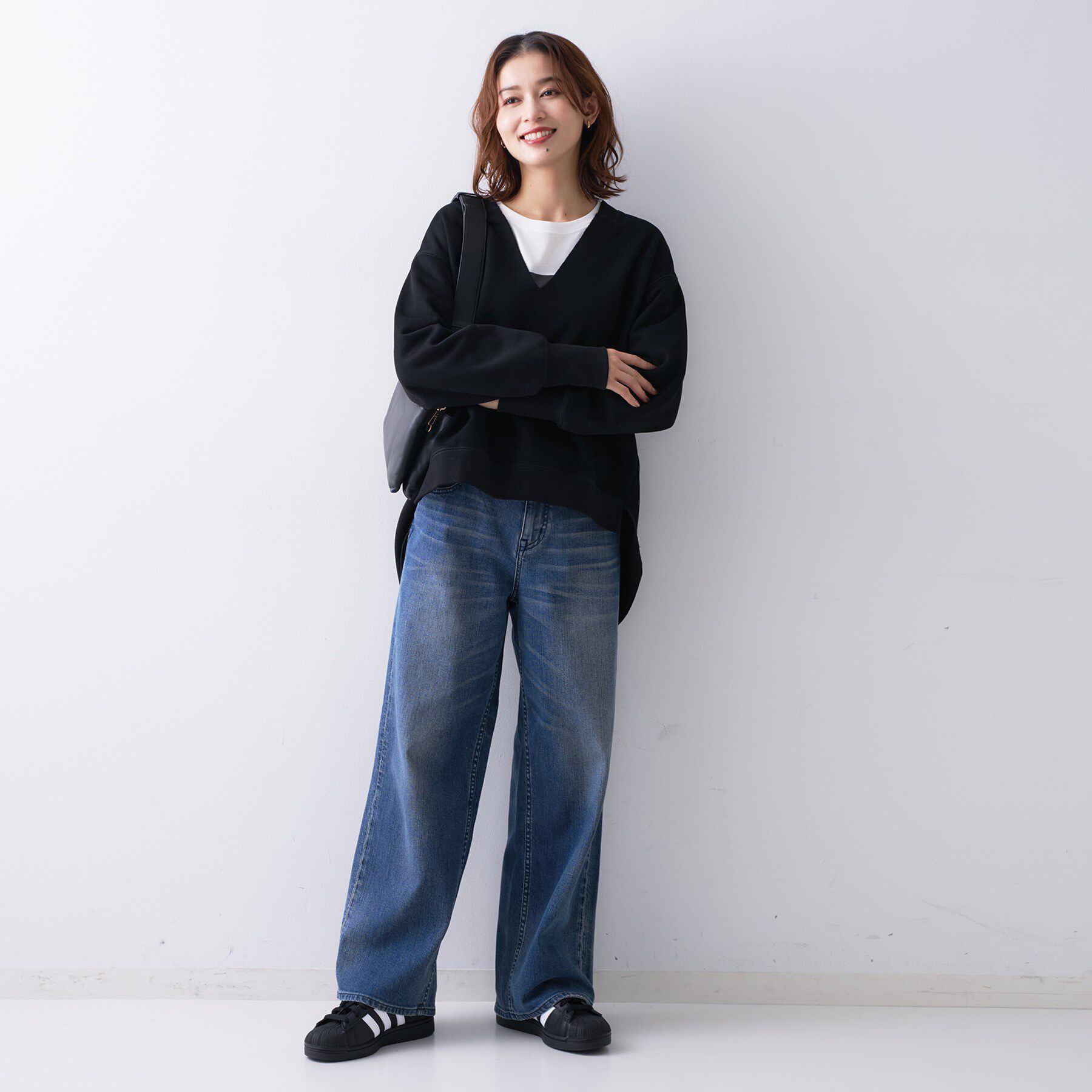 UNTITLED「【Liyoca】ソフト裏毛Vネックプルオーバー」|Tシャツ・カットソー|