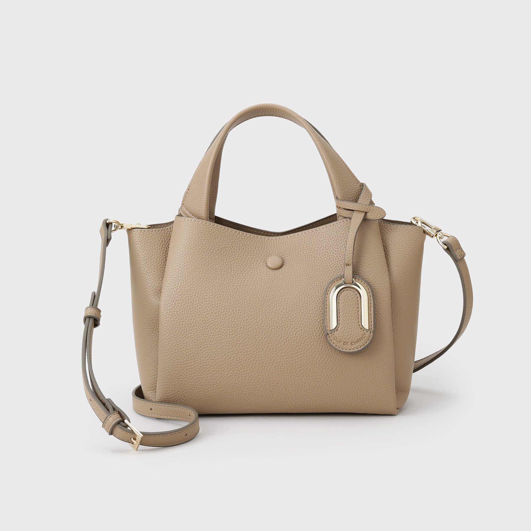 COUP DE CHANCE「クラシックリュクス・2WAY仕様」|ショルダー・メッセンジャー|グレージュ(050)