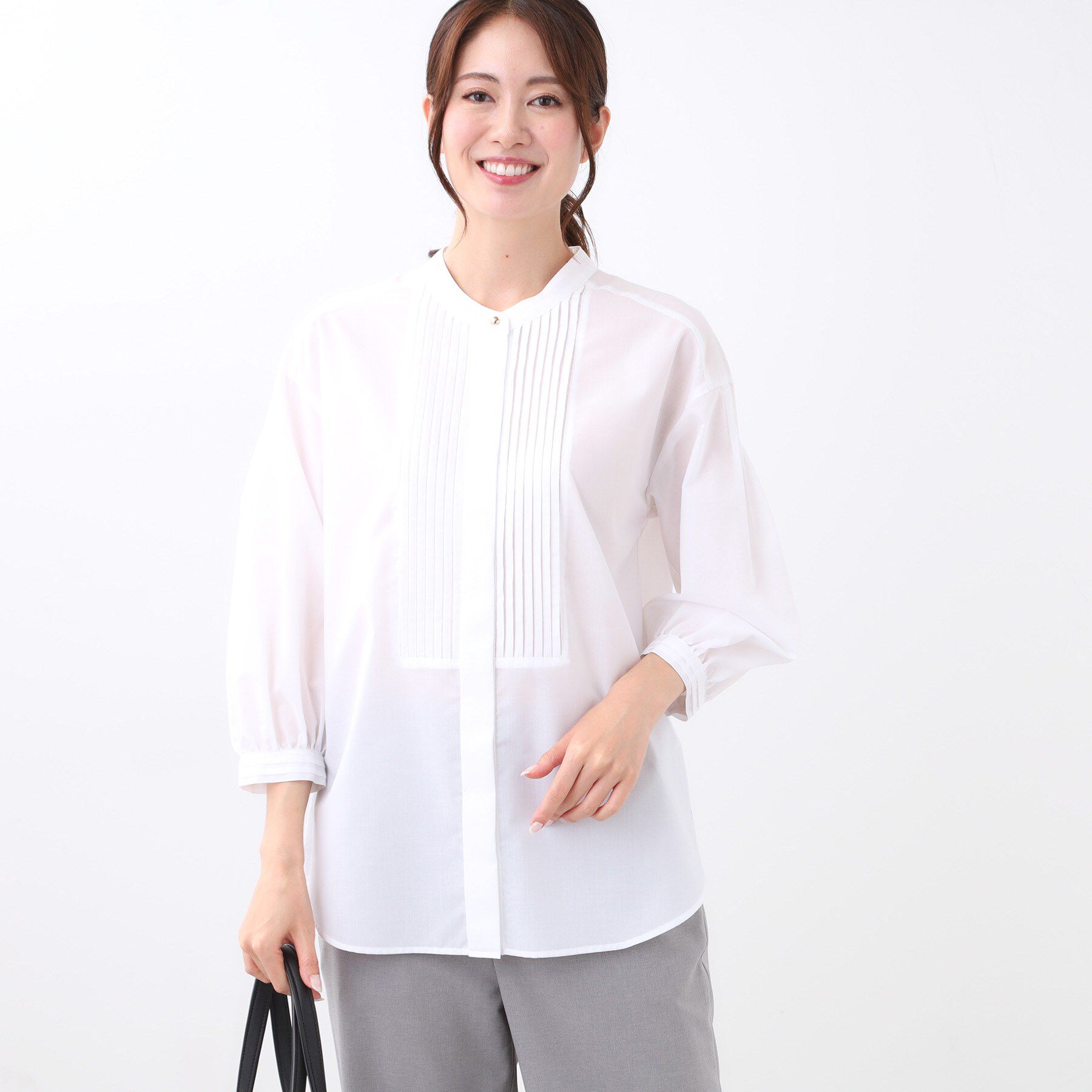 Reflect「【程よいゆとり感／体型カバー】ピンタックデザインシャンブレーブラウス」|シャツ・ブラウス|